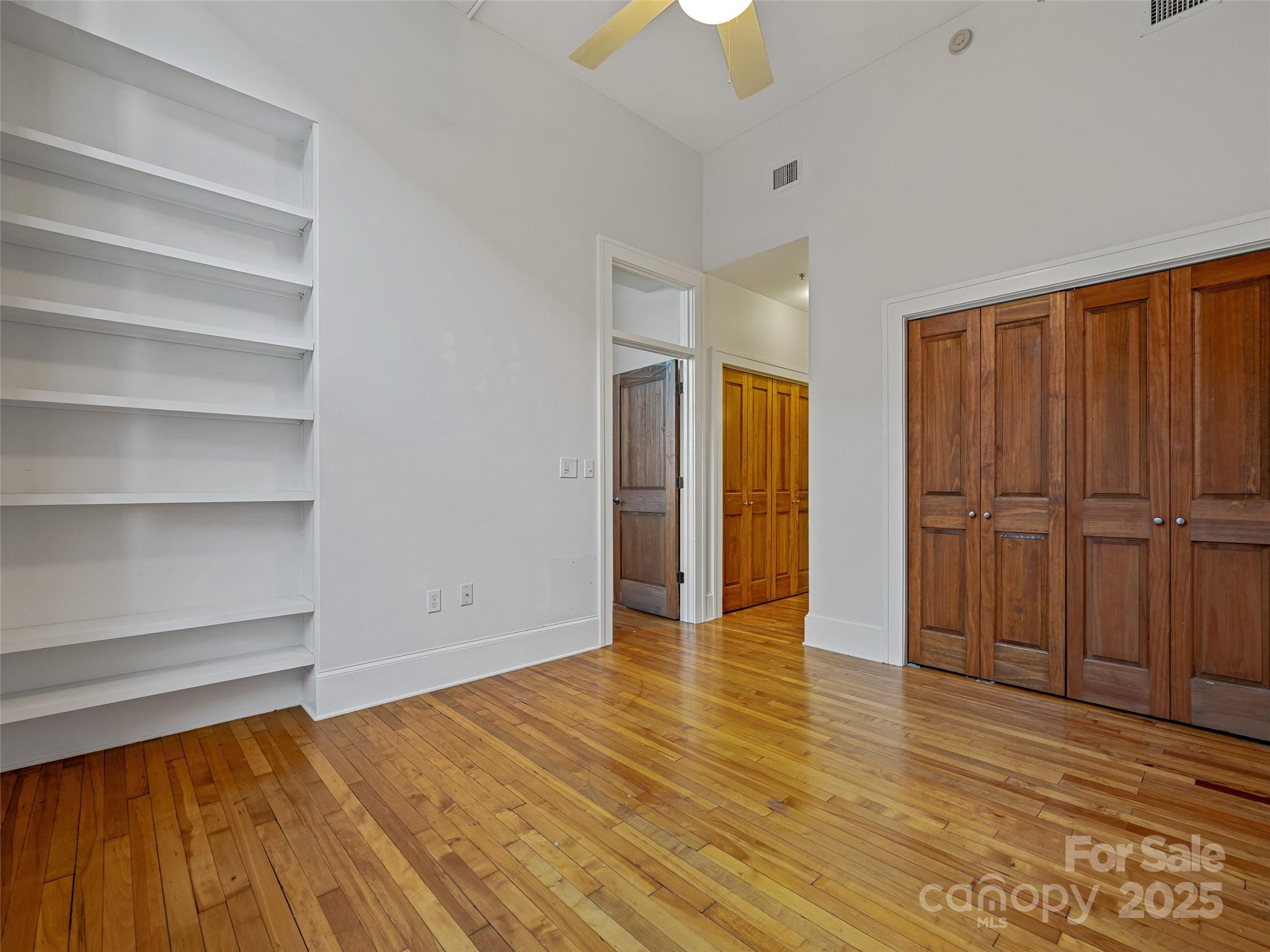 84 W Walnut Street Asheville NC 28801