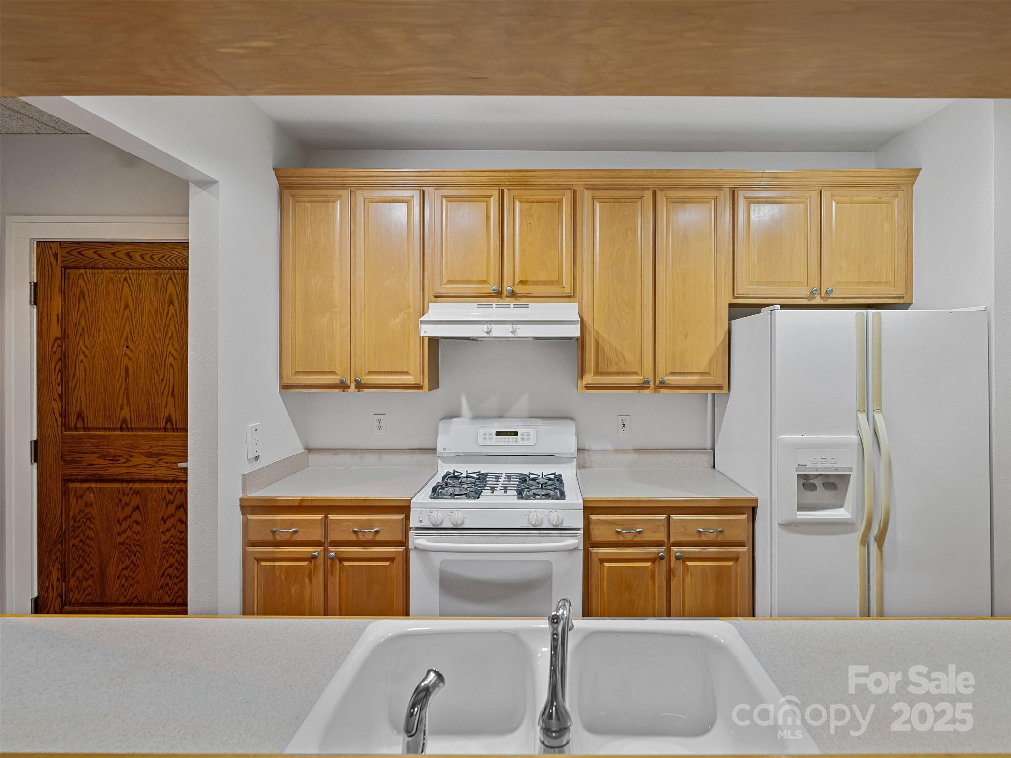 84 W Walnut Street Asheville NC 28801