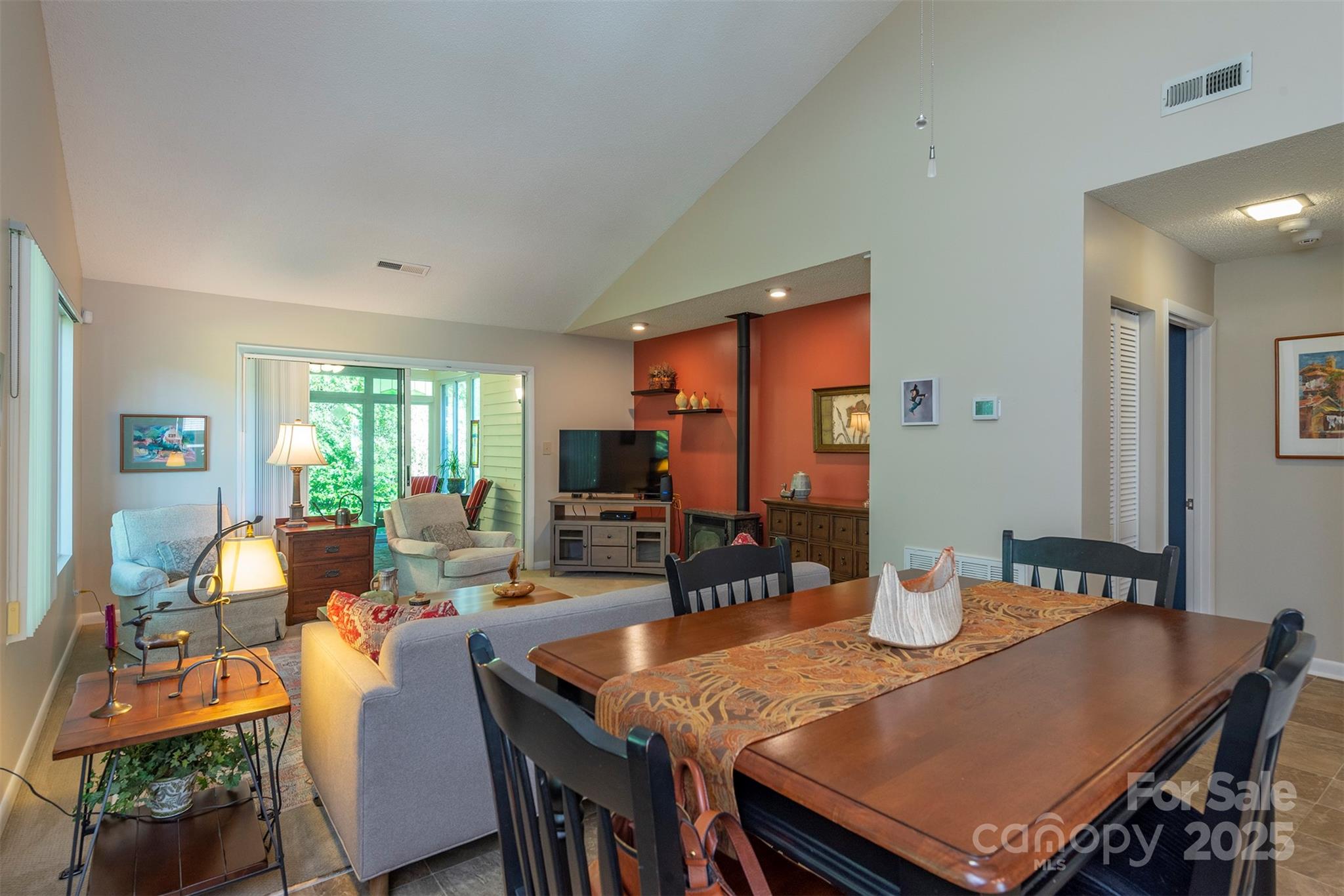 104 Llama Vista Way Black Mountain NC 28711