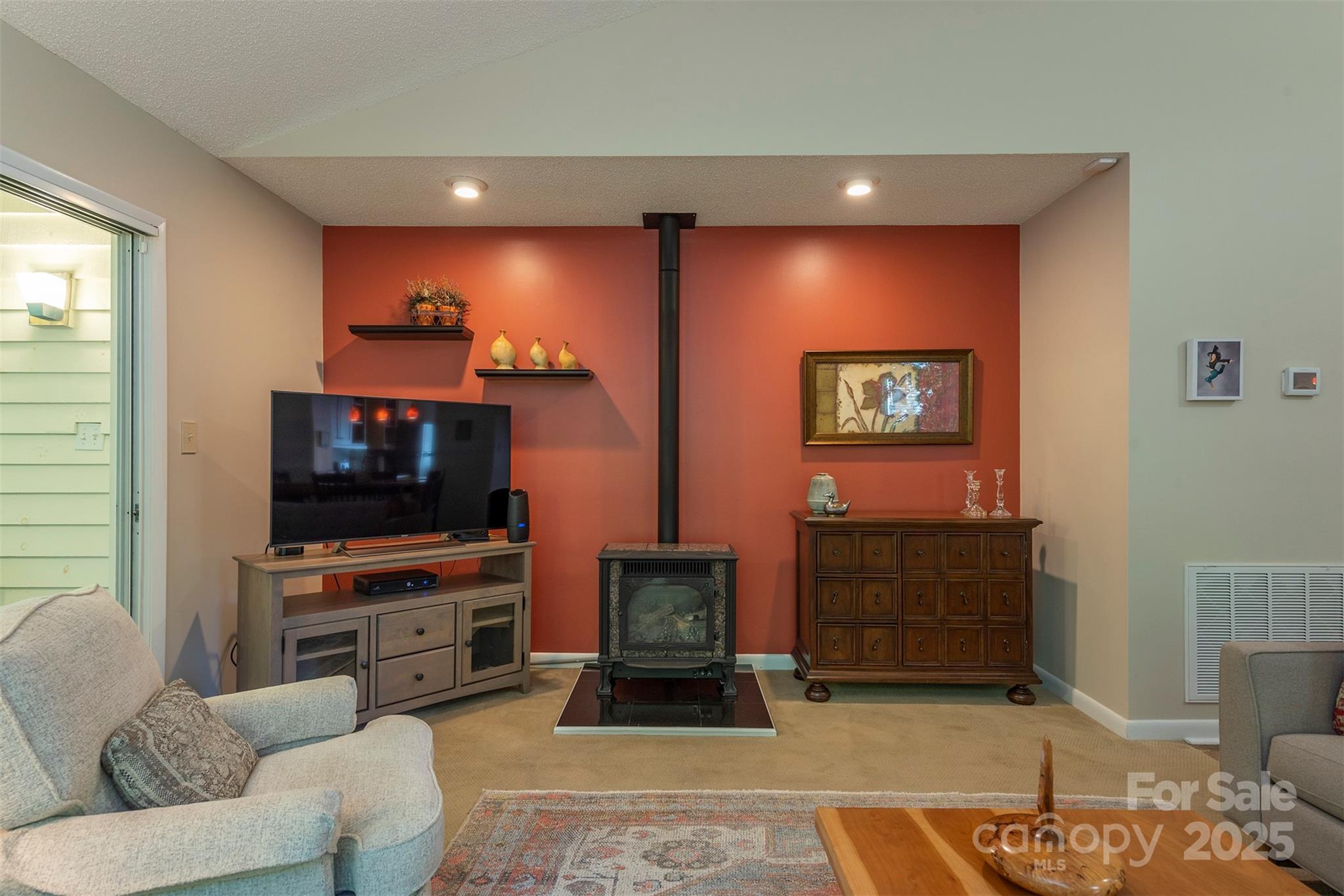 104 Llama Vista Way Black Mountain NC 28711