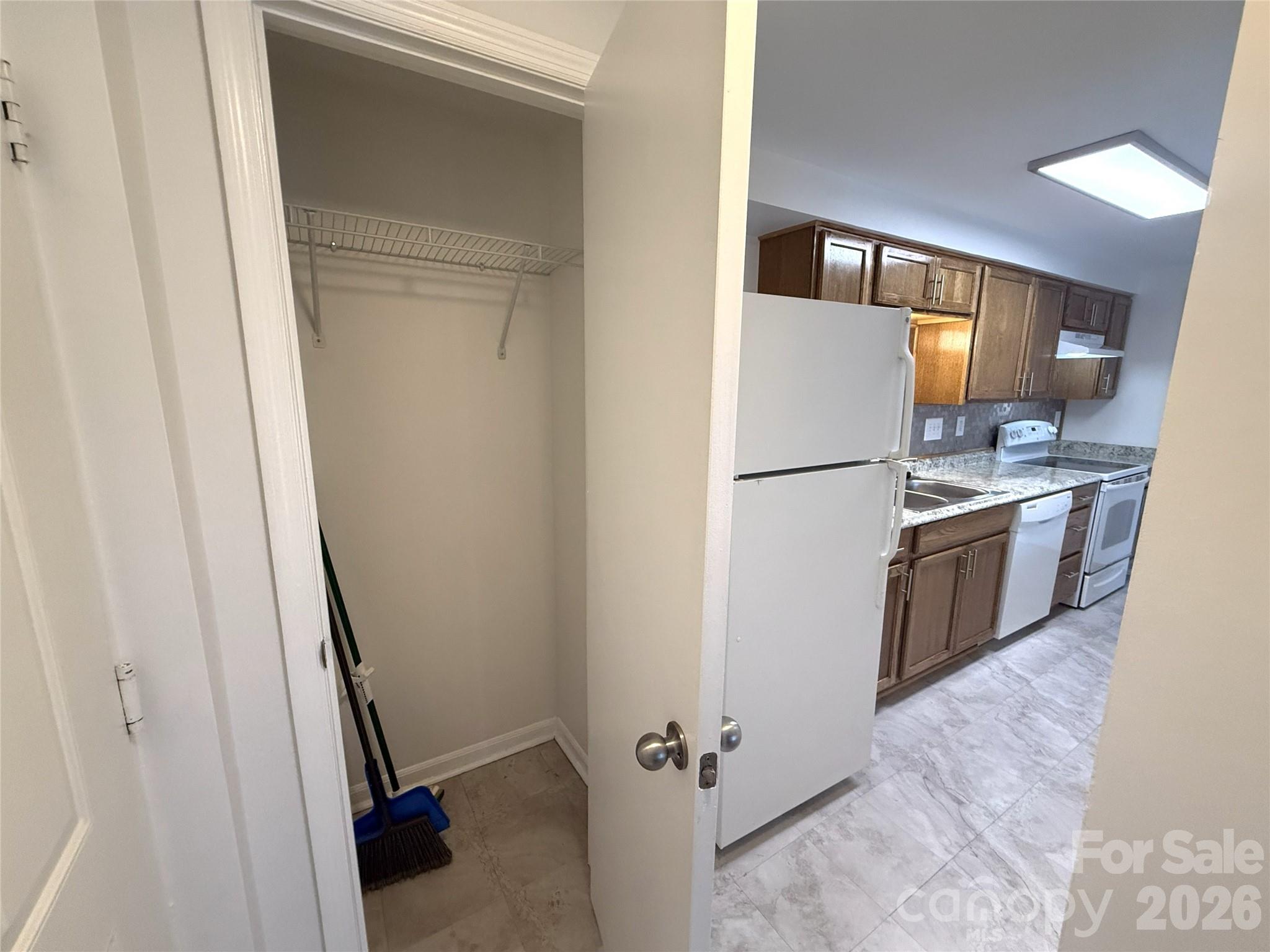1645 Arlyn Circle Charlotte NC 28213