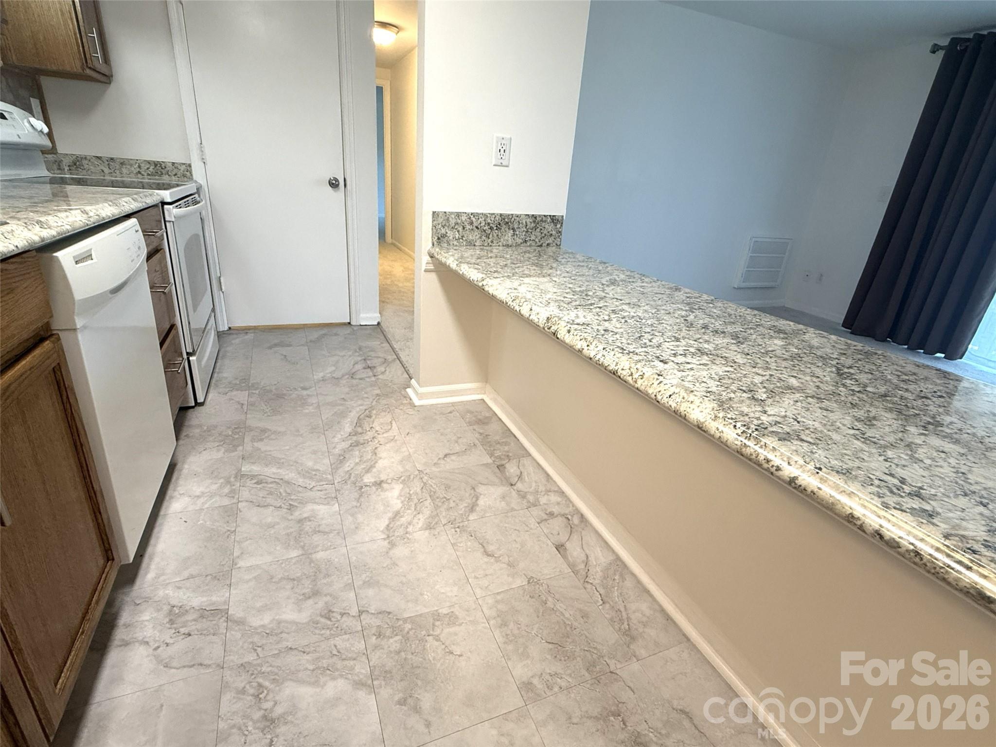 1645 Arlyn Circle Charlotte NC 28213