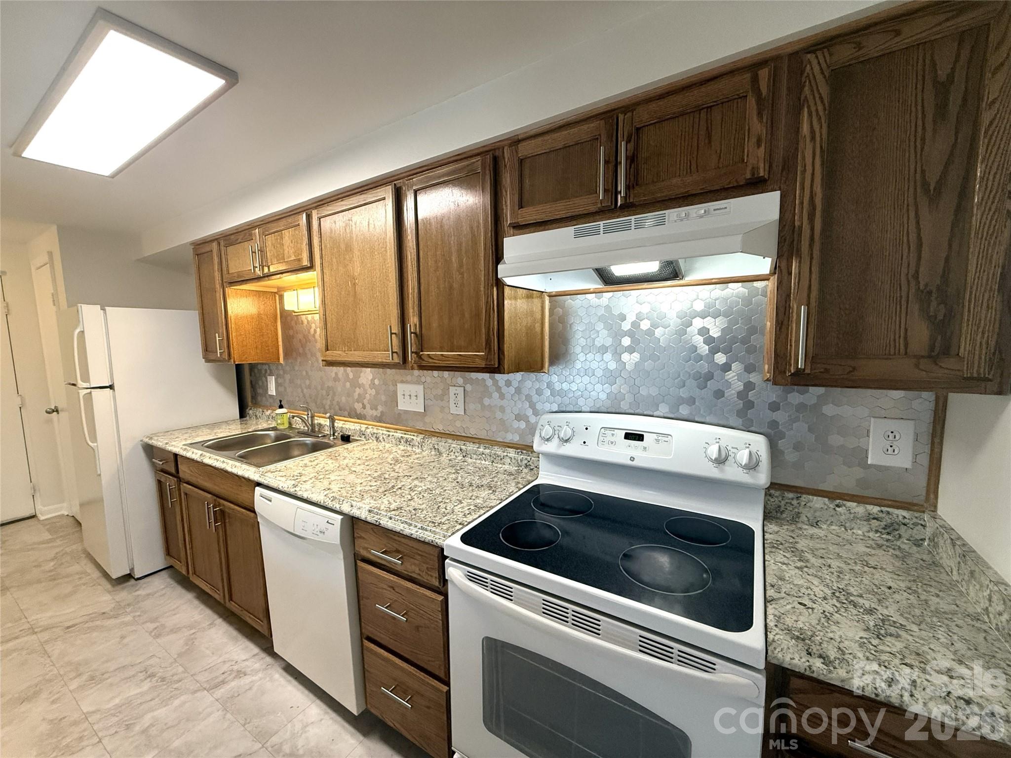 1645 Arlyn Circle Charlotte NC 28213