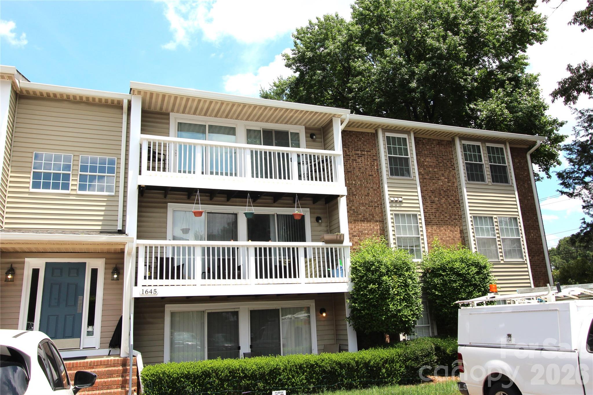 1645 Arlyn Circle Charlotte NC 28213