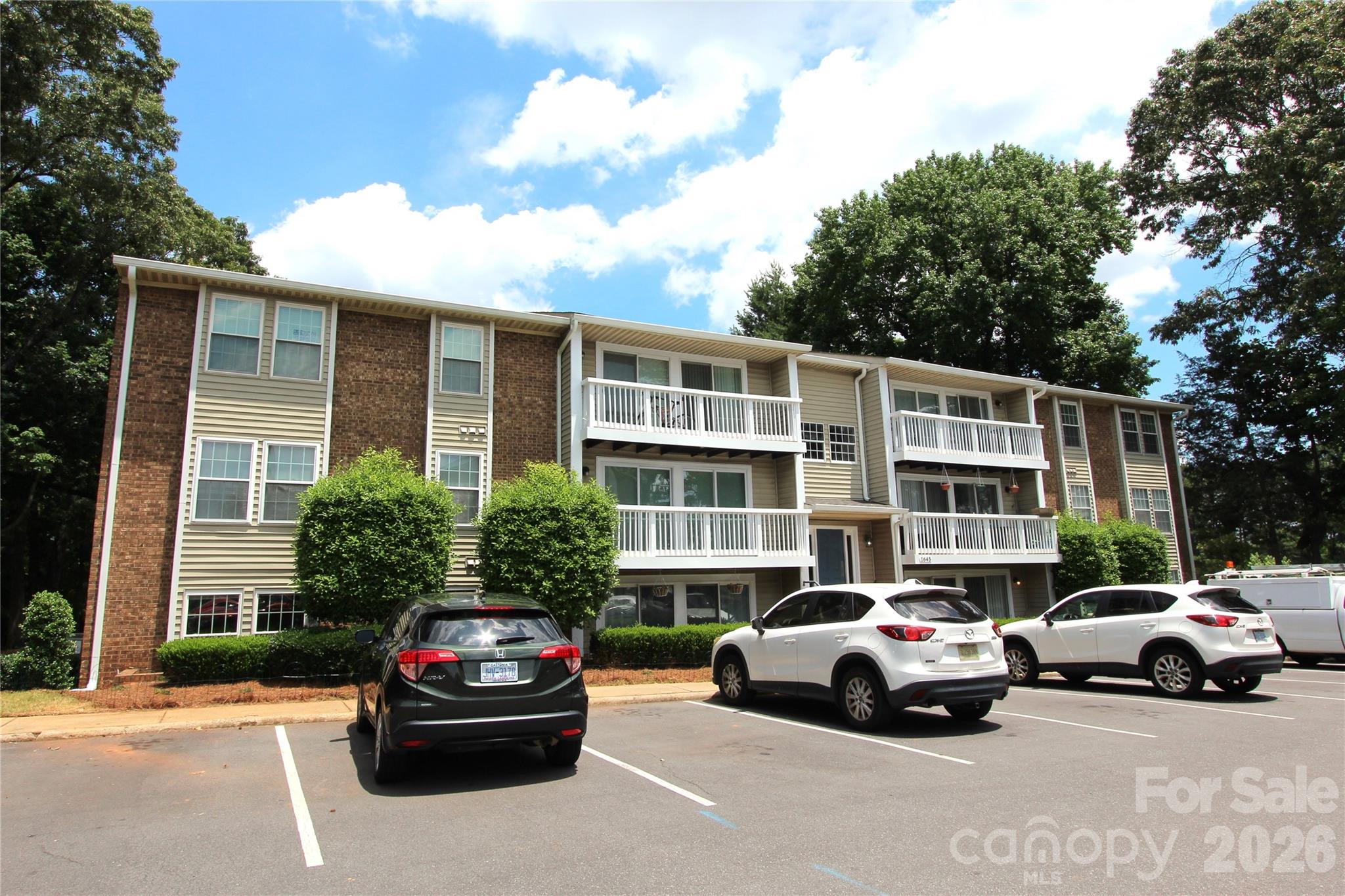 1645 Arlyn Circle Charlotte NC 28213