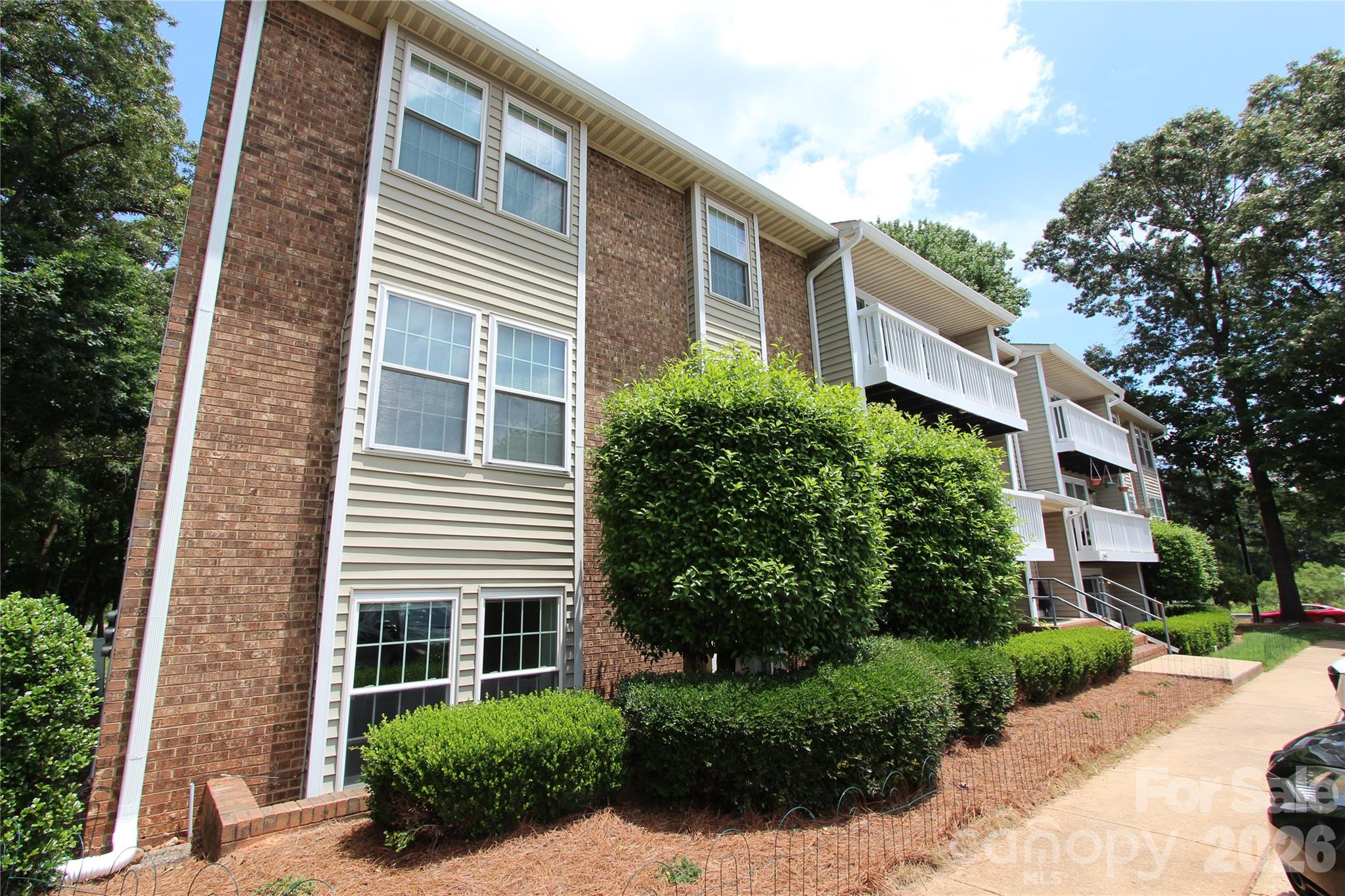 1645 Arlyn Circle Charlotte NC 28213
