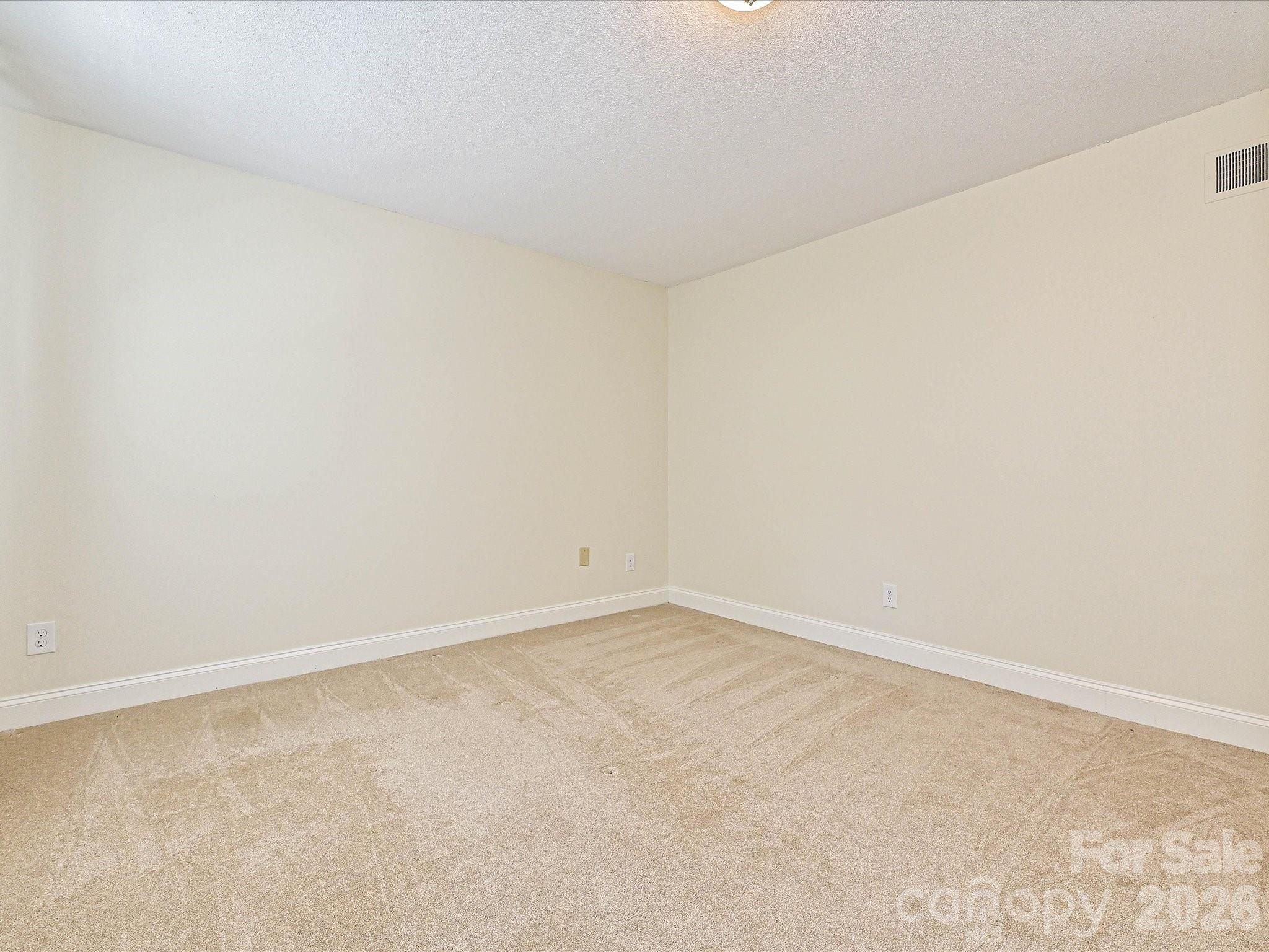4611 Hedgemore Drive Charlotte NC 28209
