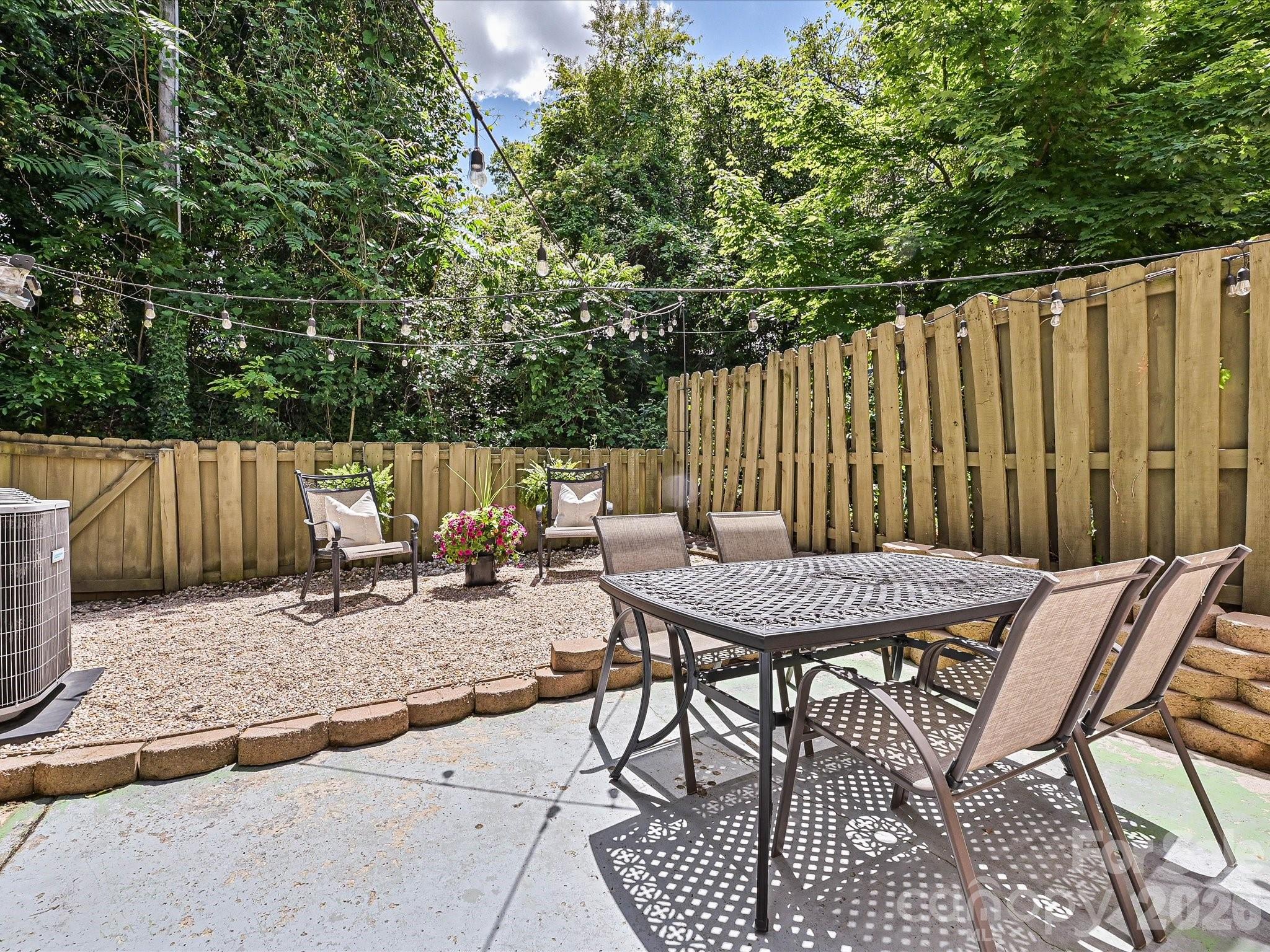 4611 Hedgemore Drive Charlotte NC 28209