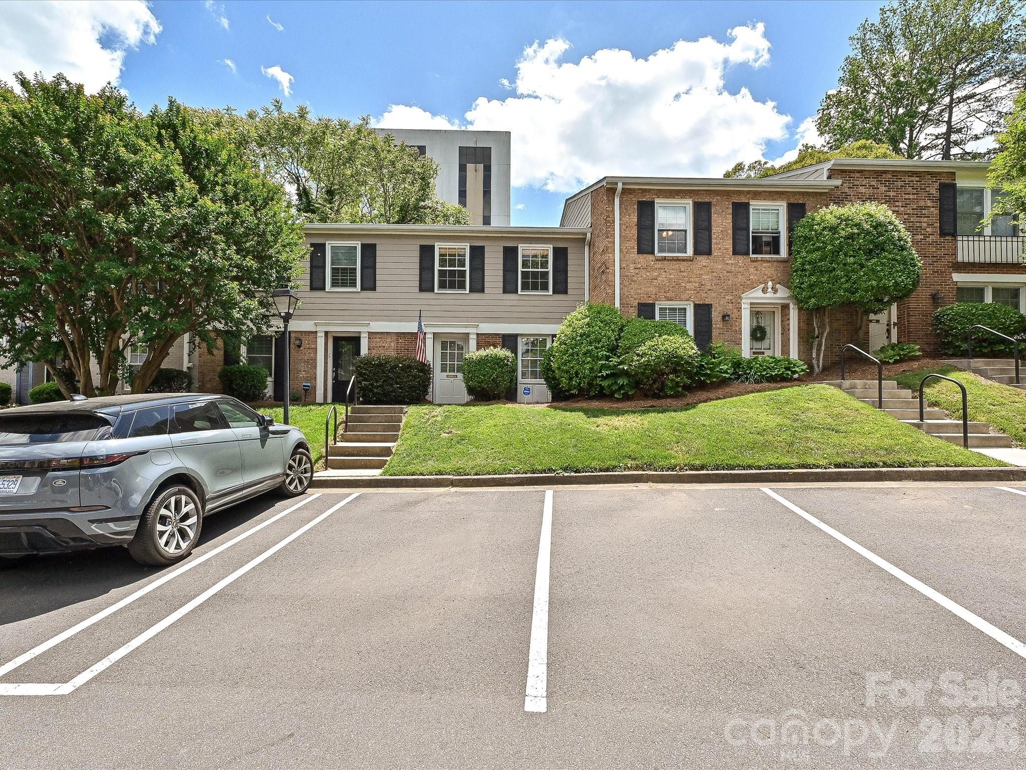 4611 Hedgemore Drive Charlotte NC 28209