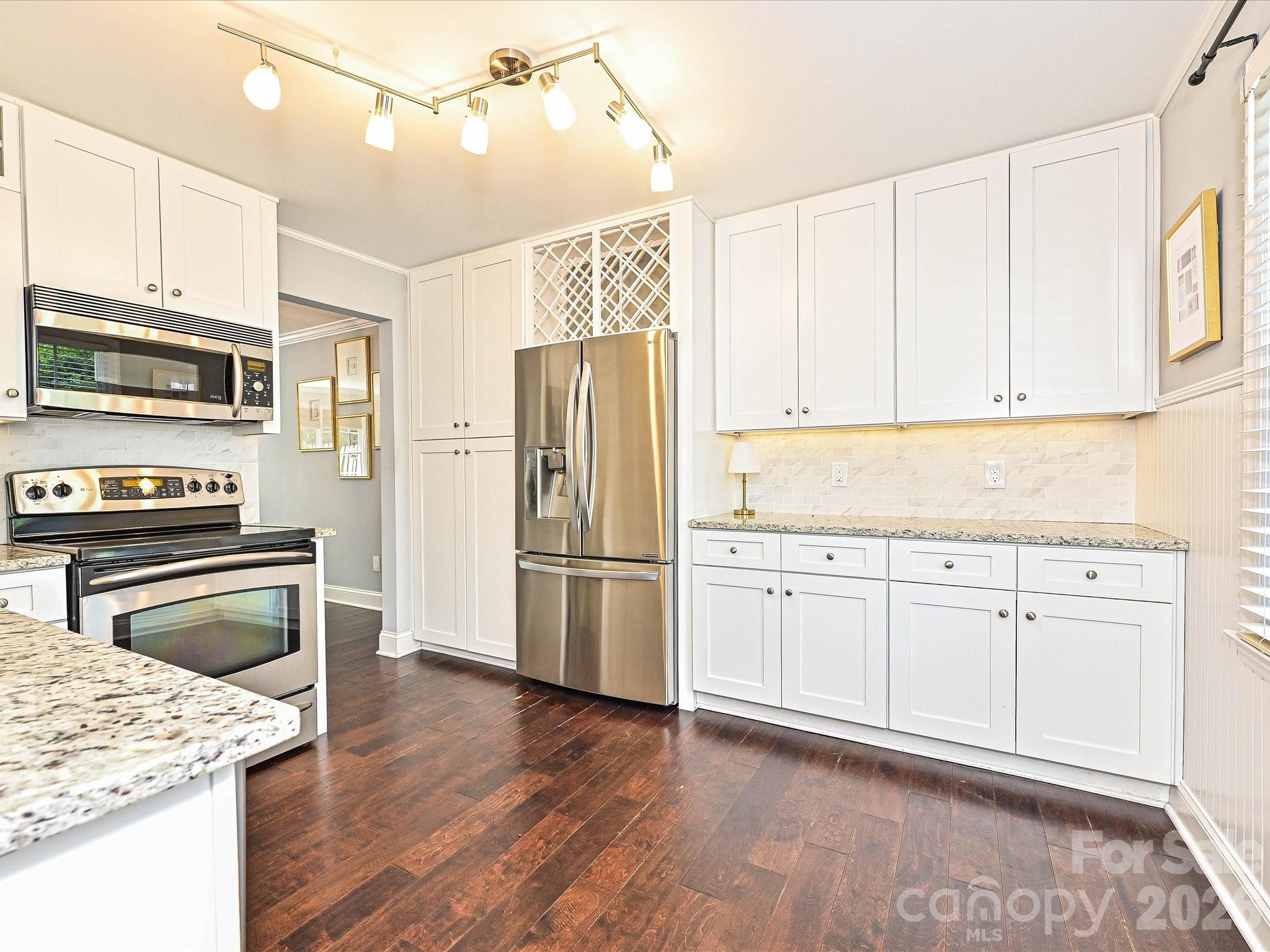 4611 Hedgemore Drive Charlotte NC 28209