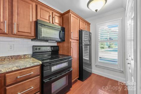 9037 J M Keynes Drive Charlotte NC 28262