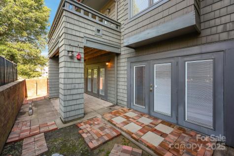 9037 J M Keynes Drive Charlotte NC 28262