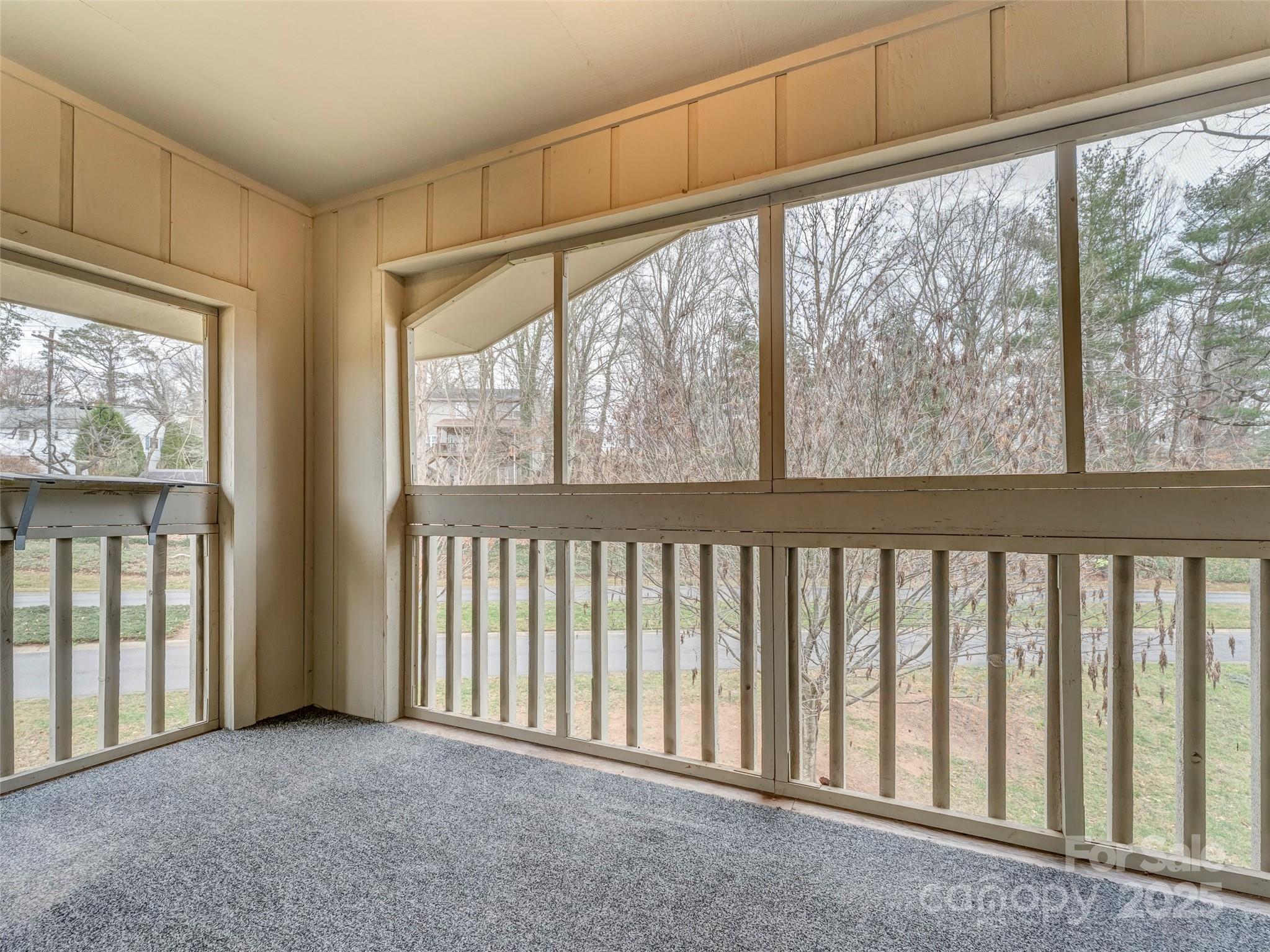 102 Abbey Circle Asheville NC 28805