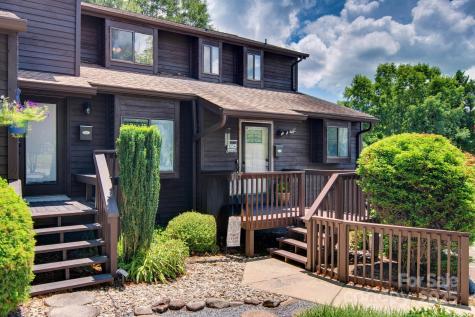 1034 N Center Street Hickory NC 28601