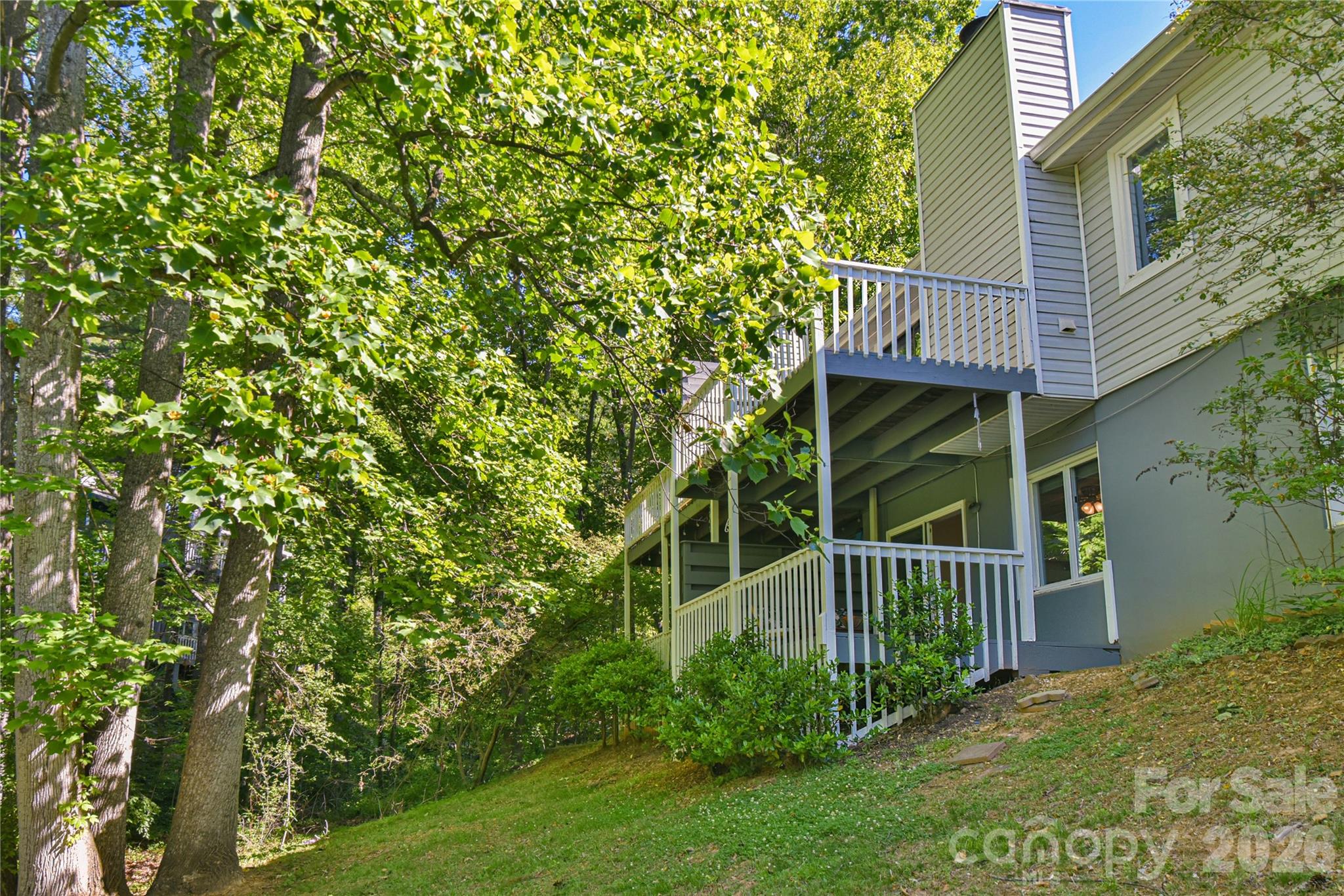 63 Hollybrook Drive Asheville NC 28803