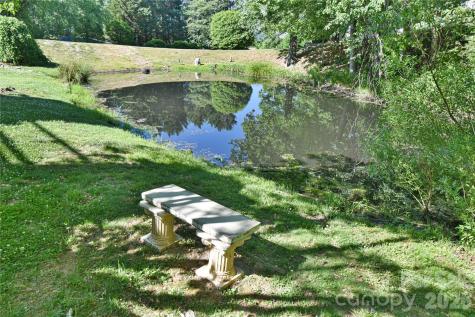 63 Hollybrook Drive Asheville NC 28803