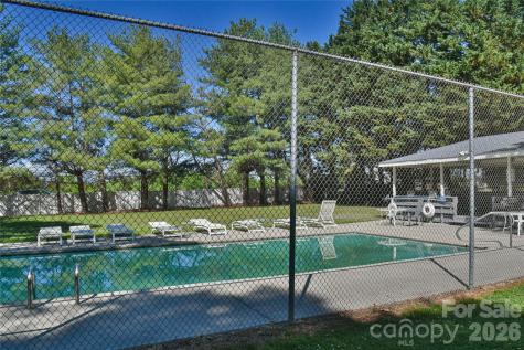 63 Hollybrook Drive Asheville NC 28803