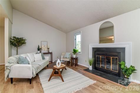 63 Hollybrook Drive Asheville NC 28803