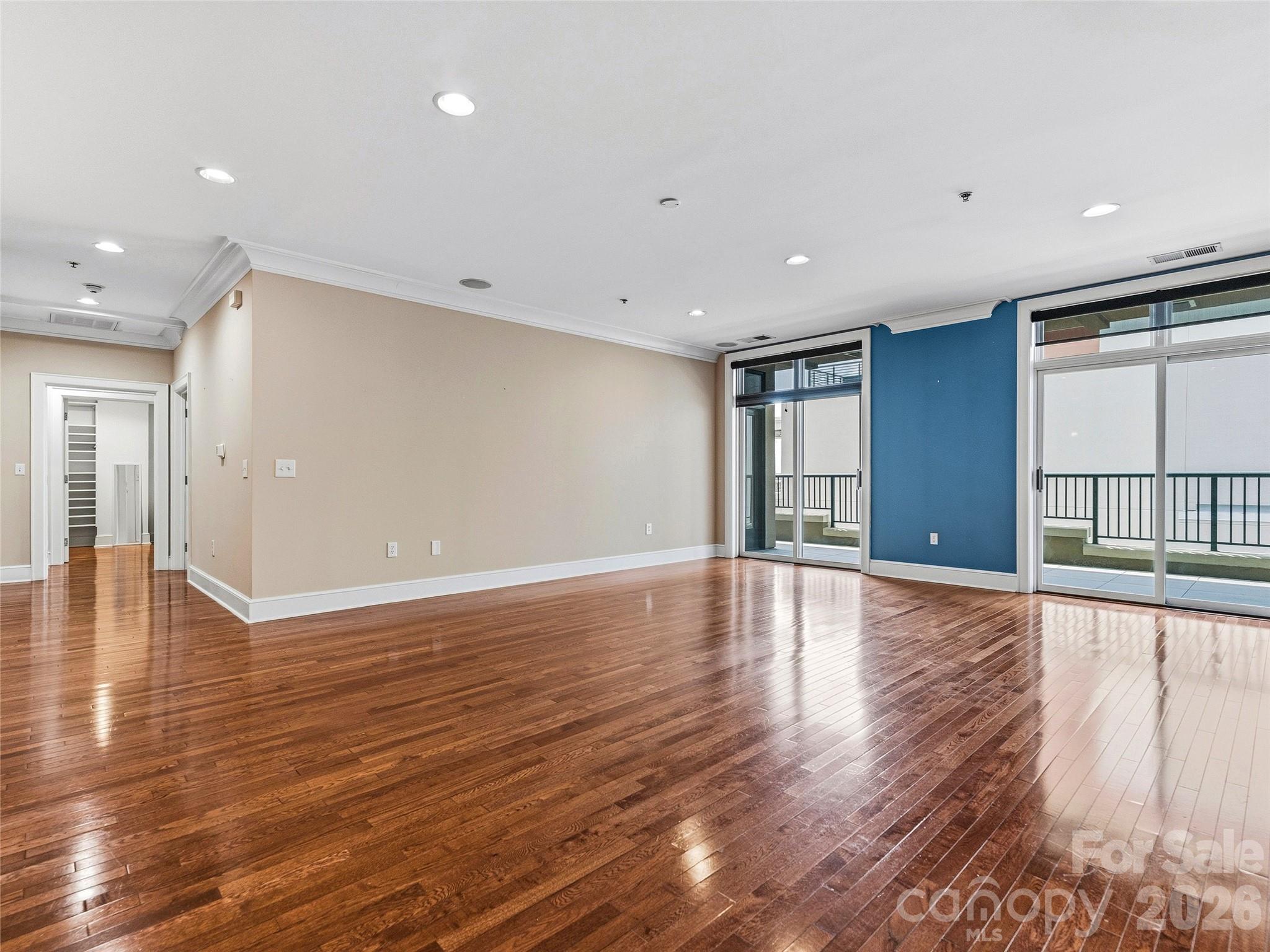 21 Battery Park Avenue Asheville NC 28801
