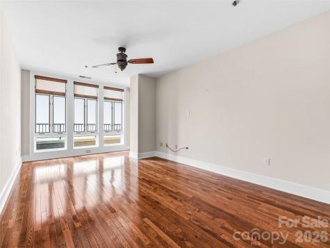 21 Battery Park Avenue Asheville NC 28801