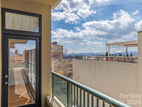 21 Battery Park Avenue Asheville NC 28801