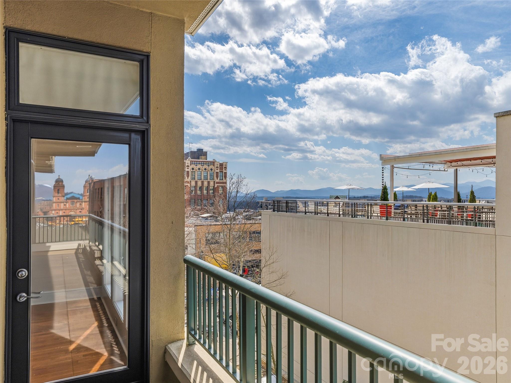 21 Battery Park Avenue Asheville NC 28801