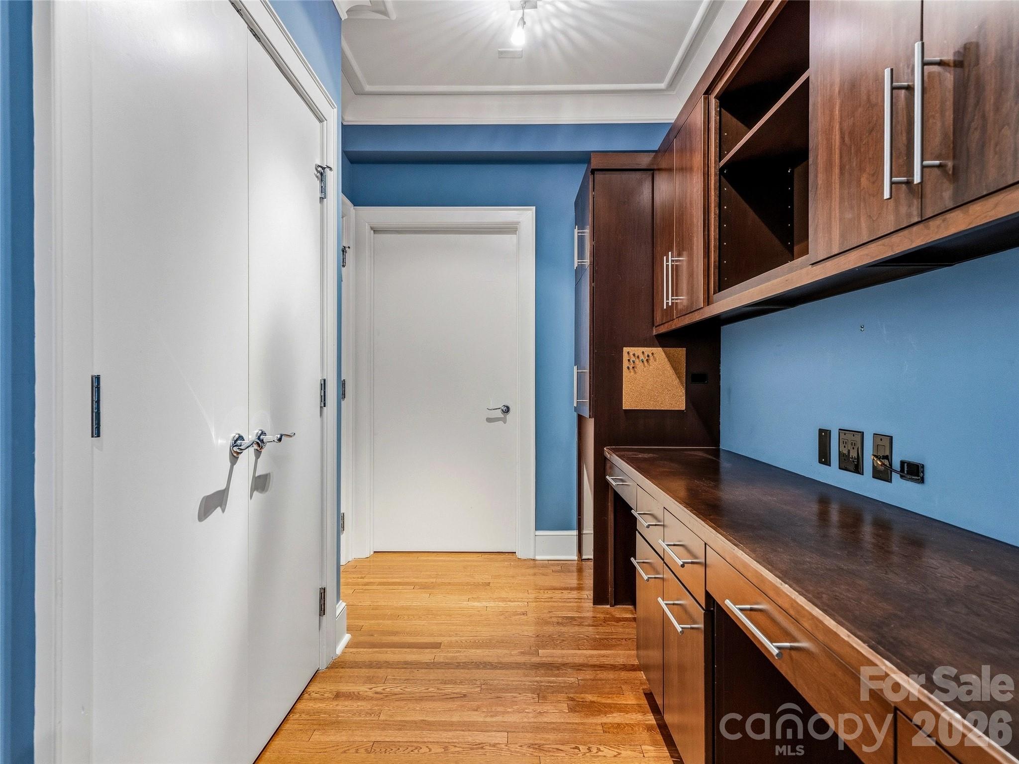 21 Battery Park Avenue Asheville NC 28801