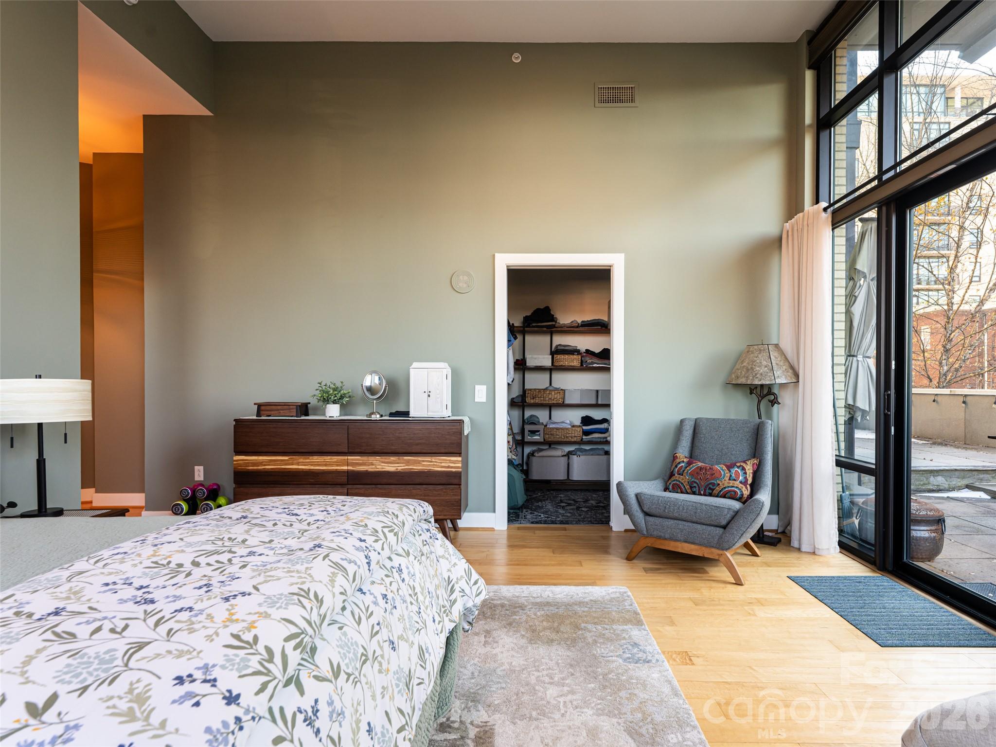 60 N Market Street Asheville NC 28801