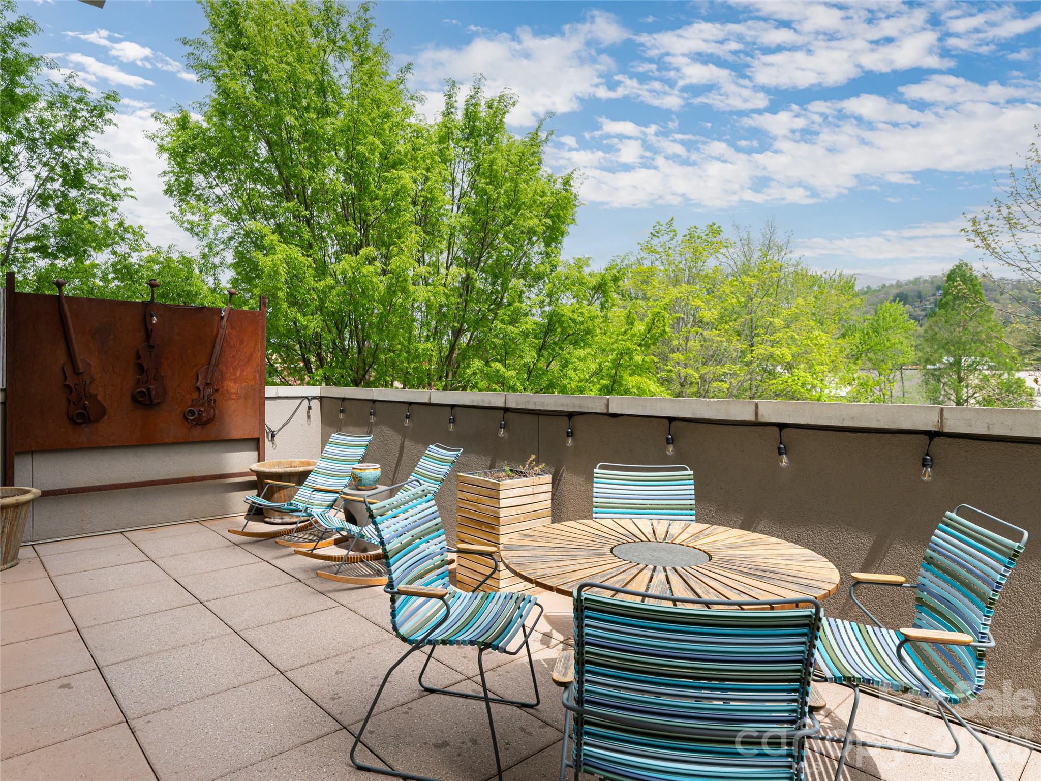 60 N Market Street Asheville NC 28801
