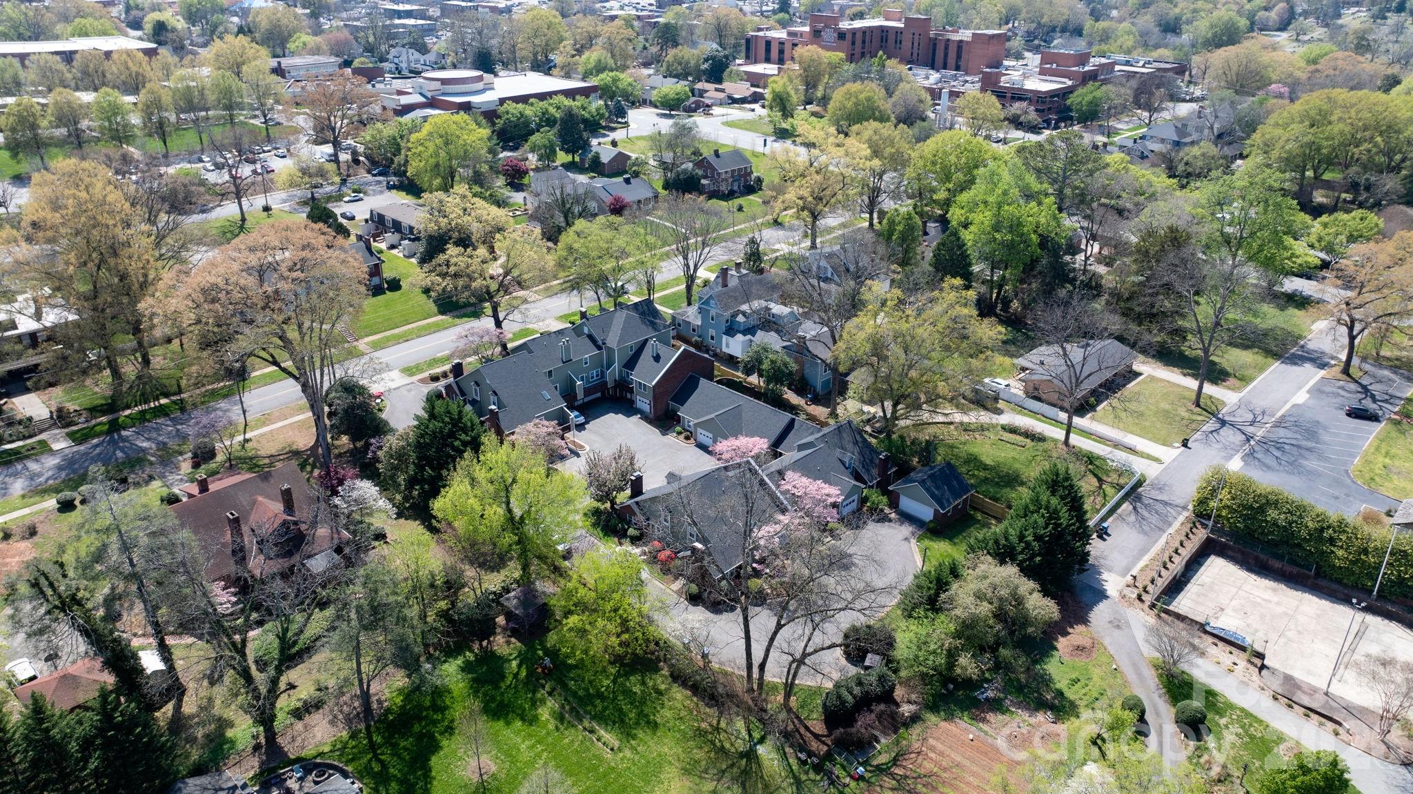 247 5th Avenue NE Hickory NC 28601