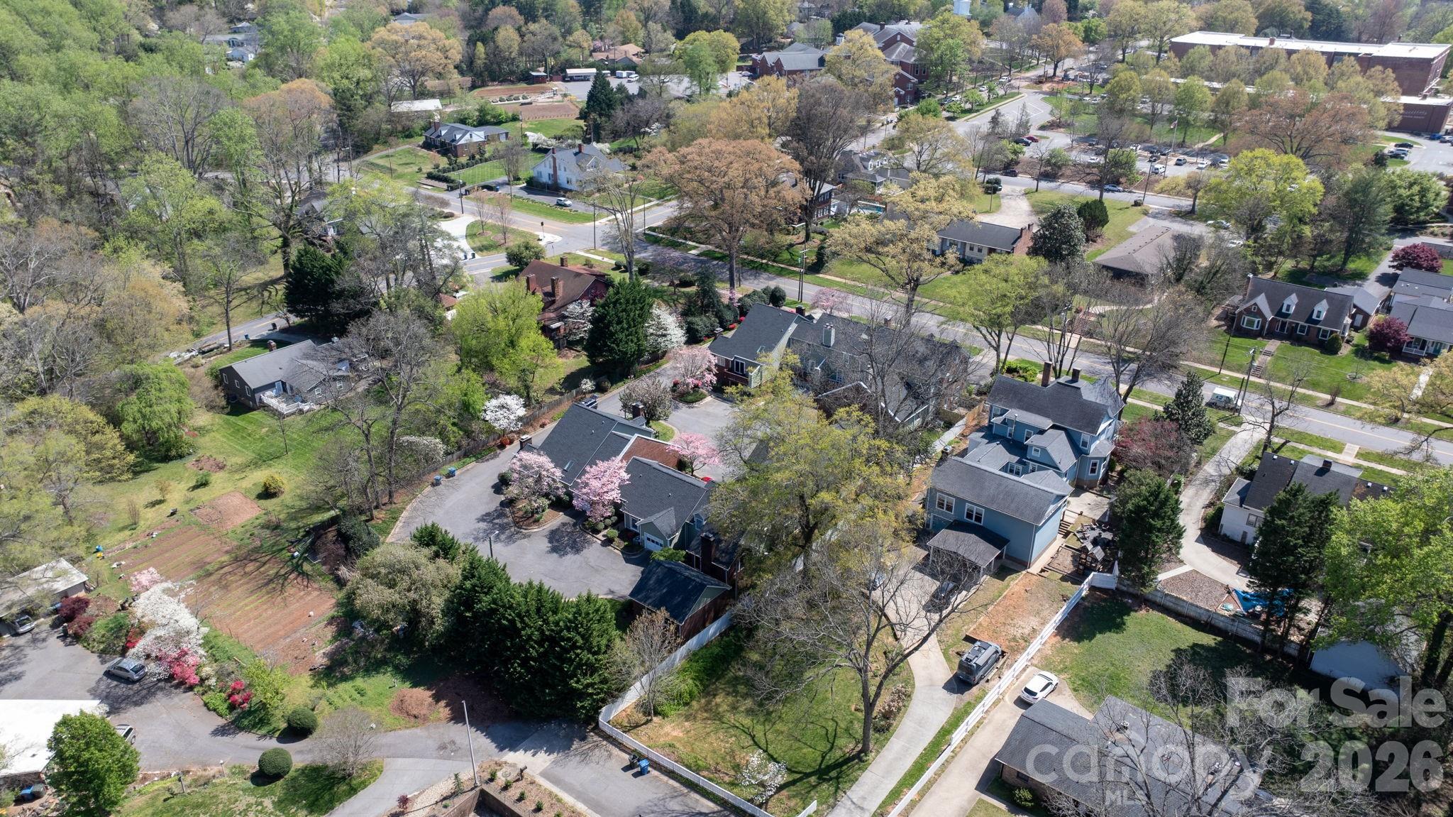 247 5th Avenue NE Hickory NC 28601
