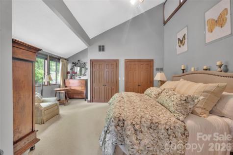 55 Toxaway Shores Lake Toxaway NC 28747