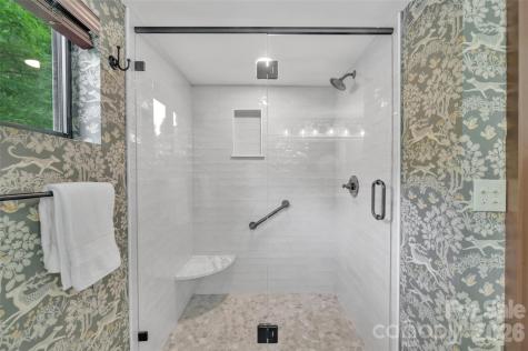 55 Toxaway Shores Lake Toxaway NC 28747