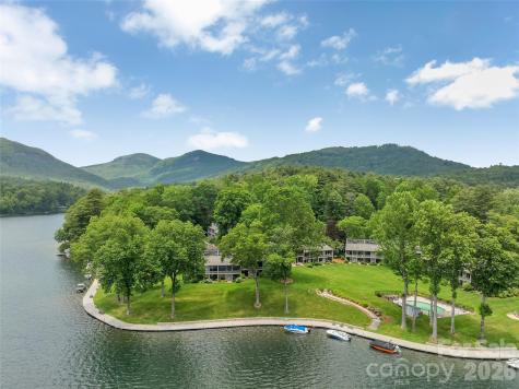 55 Toxaway Shores Lake Toxaway NC 28747
