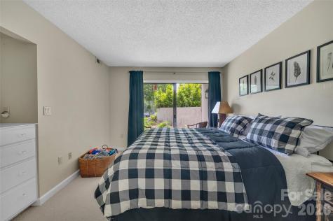 55 Toxaway Shores Lake Toxaway NC 28747