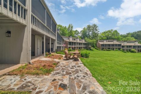 55 Toxaway Shores Lake Toxaway NC 28747