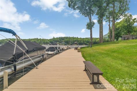 55 Toxaway Shores Lake Toxaway NC 28747
