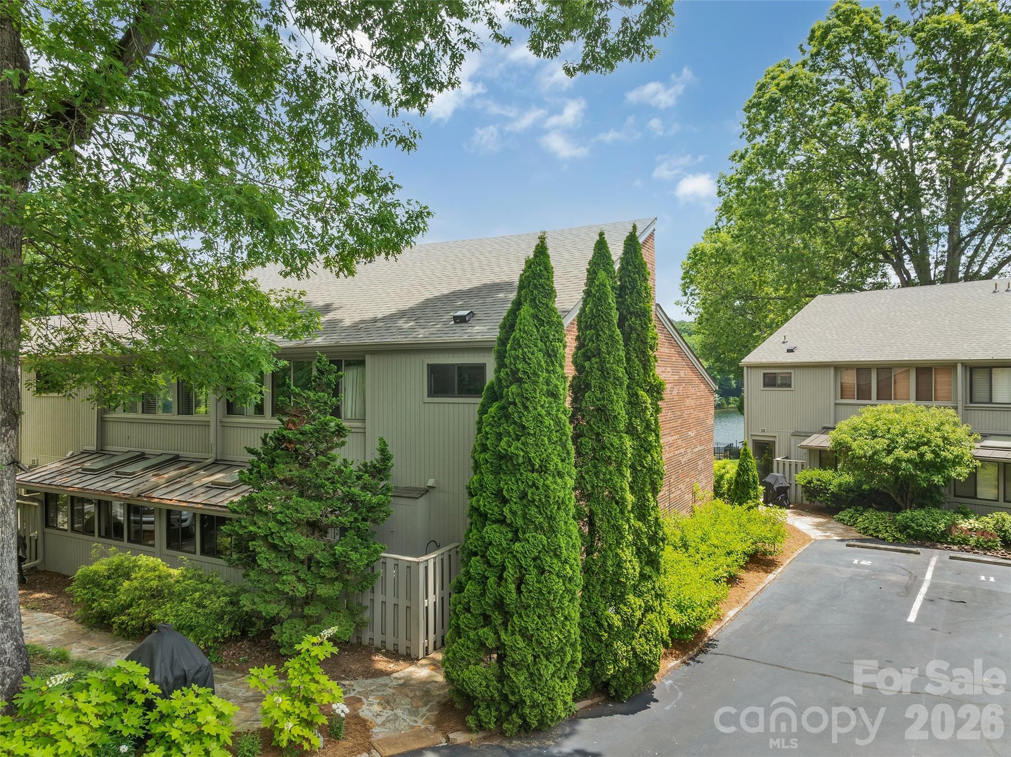 55 Toxaway Shores Lake Toxaway NC 28747