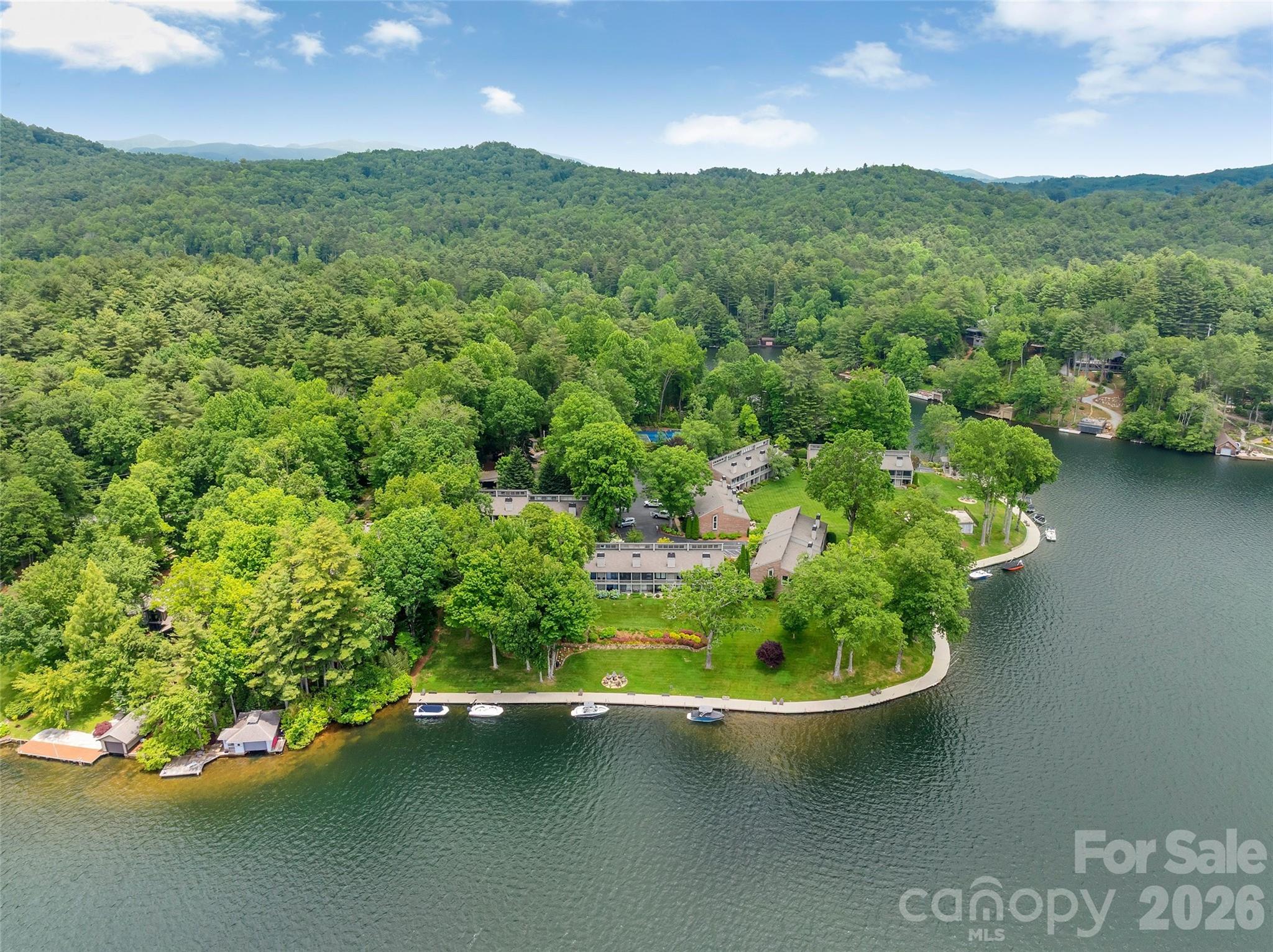 55 Toxaway Shores Lake Toxaway NC 28747