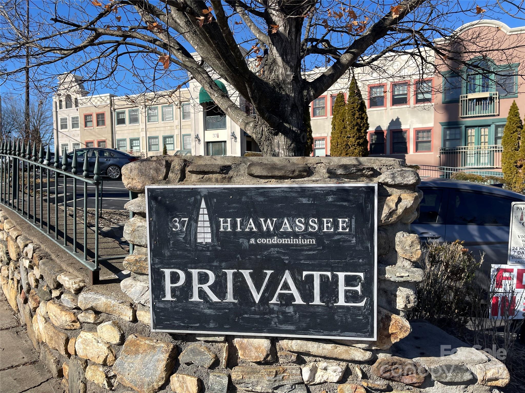 37 Hiawassee Street Asheville NC 28801