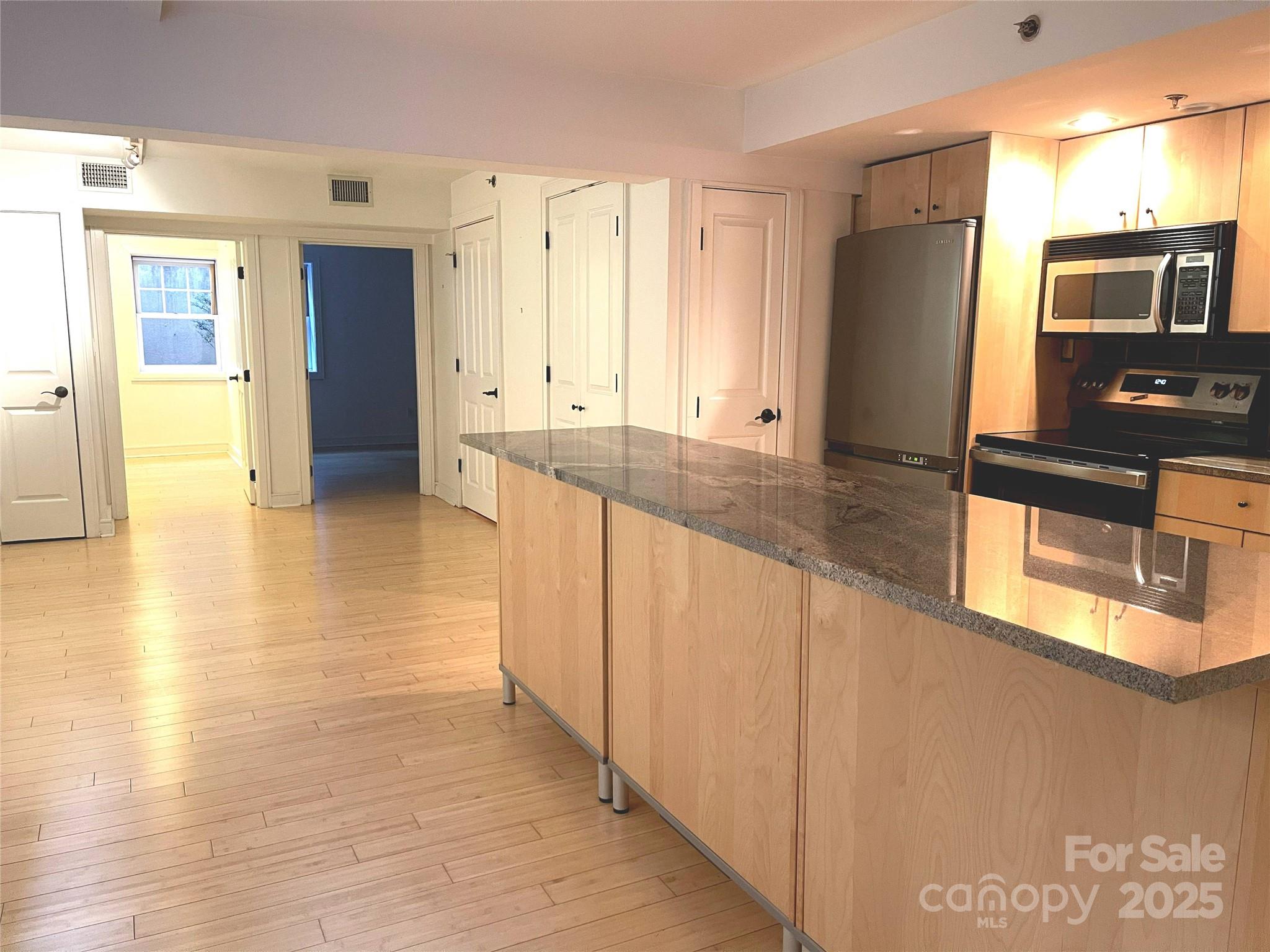 37 Hiawassee Street Asheville NC 28801