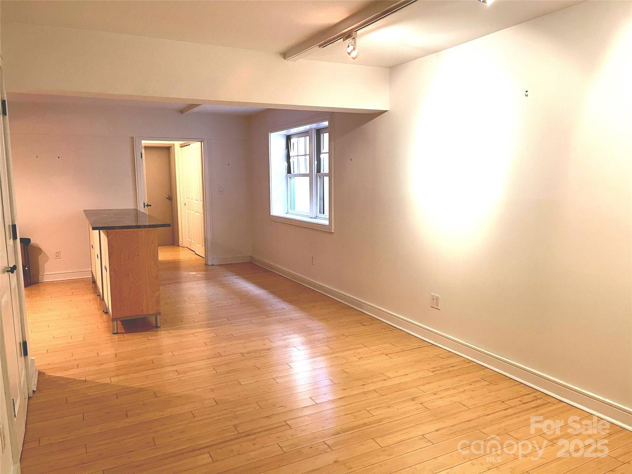 37 Hiawassee Street Asheville NC 28801