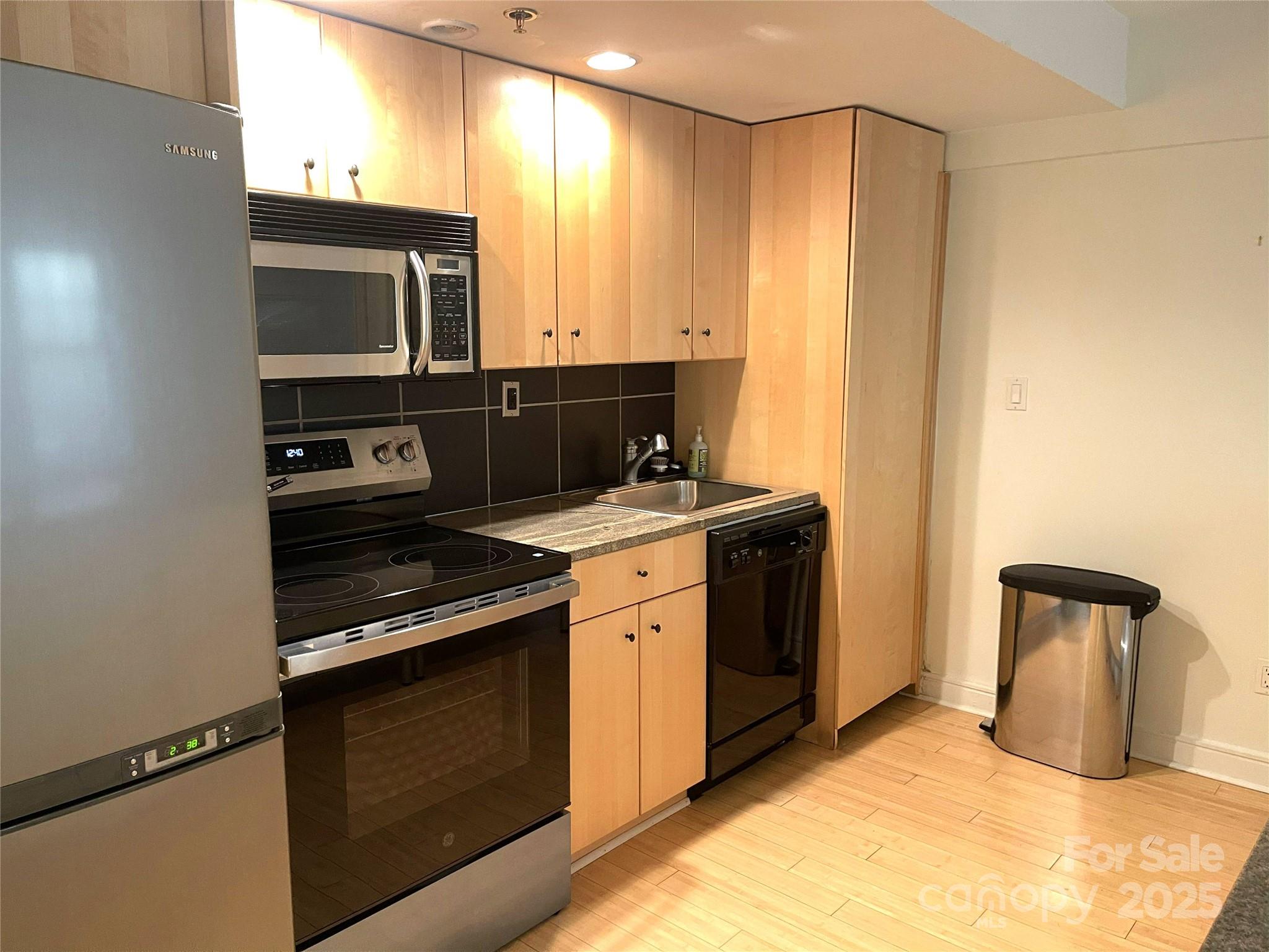 37 Hiawassee Street Asheville NC 28801