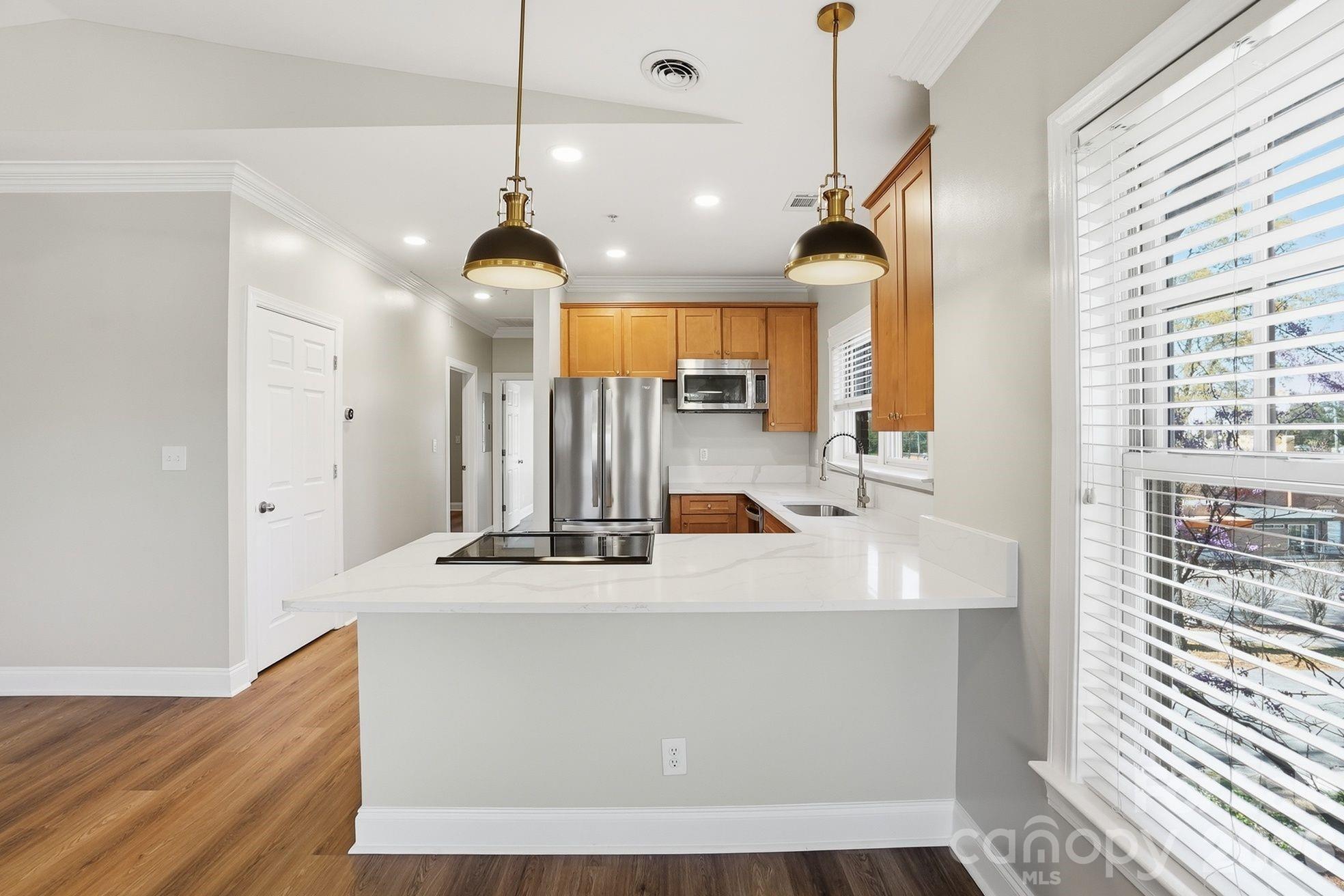 111 S Summit Avenue Charlotte NC 28208