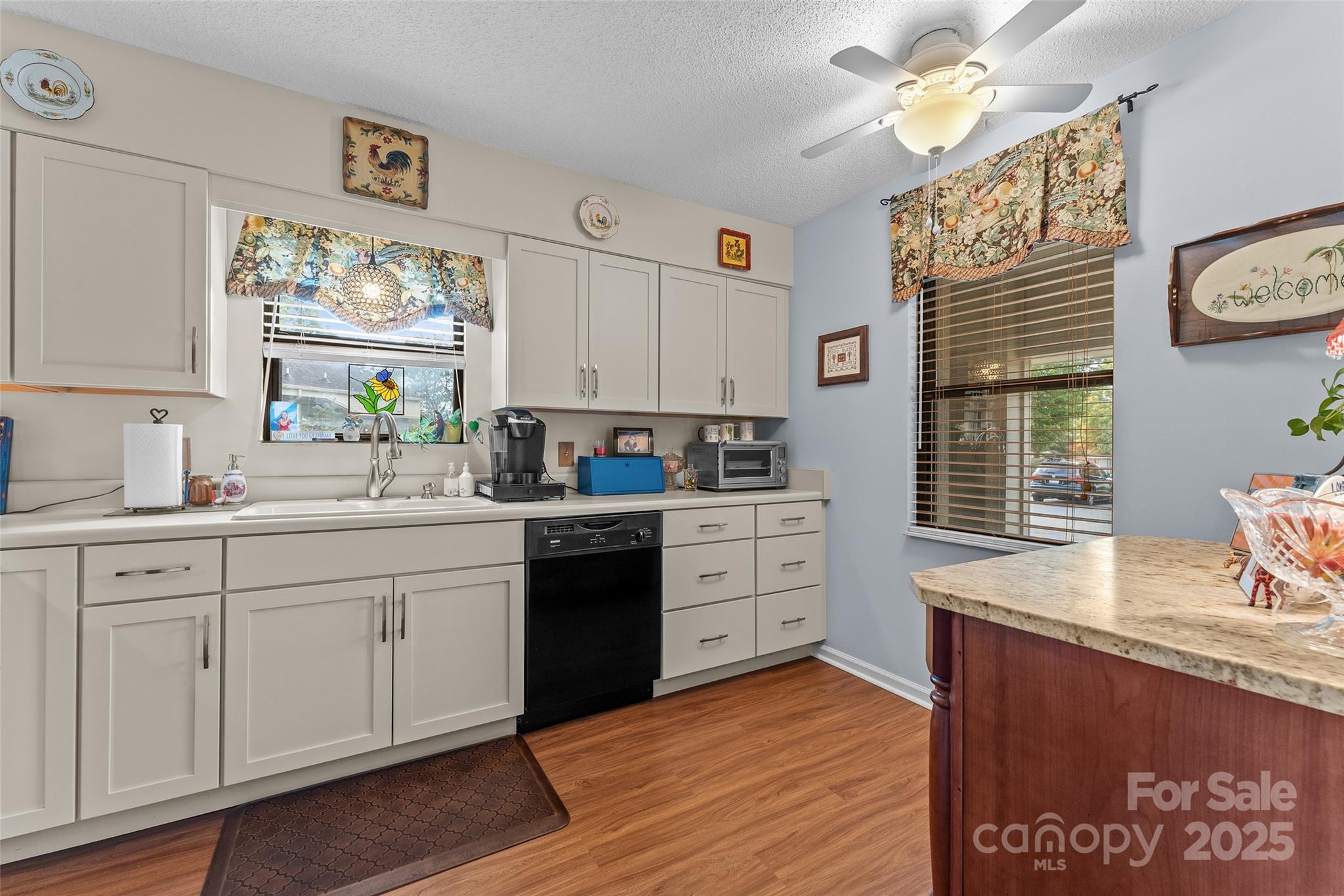 106 Abbey Circle Asheville NC 28805