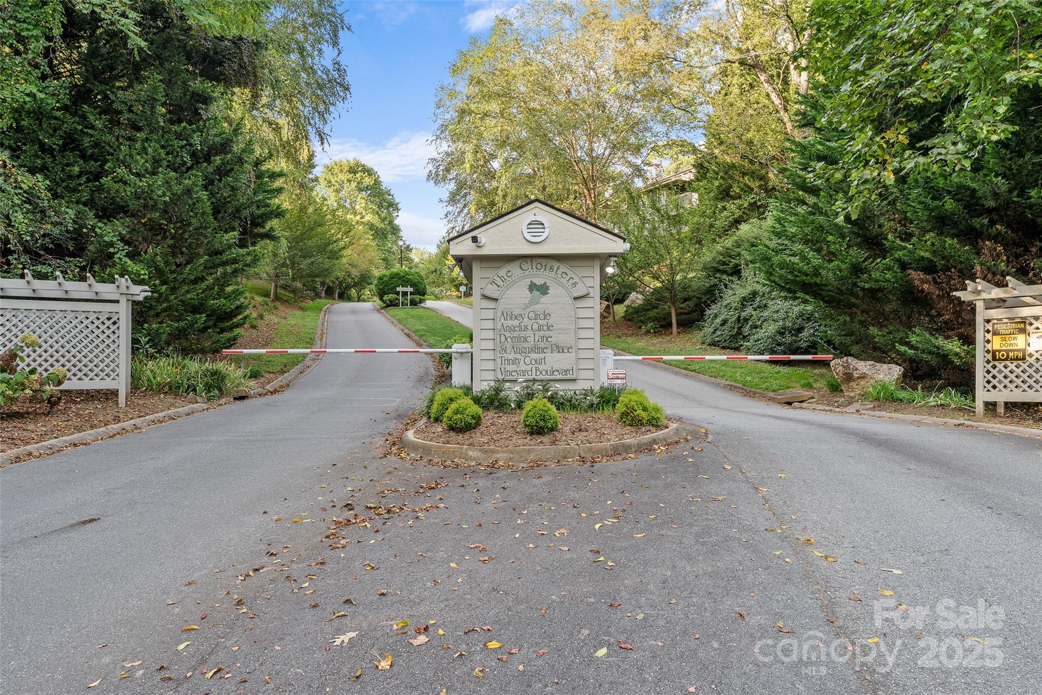 106 Abbey Circle Asheville NC 28805