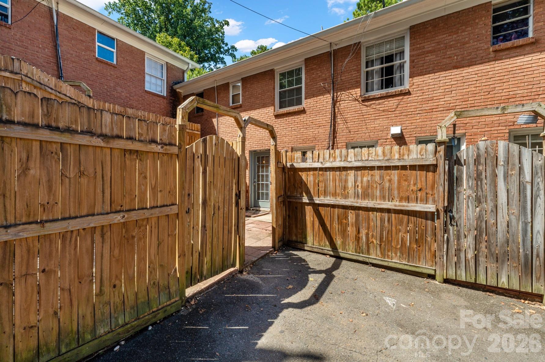636 Chipley Avenue Charlotte NC 28205
