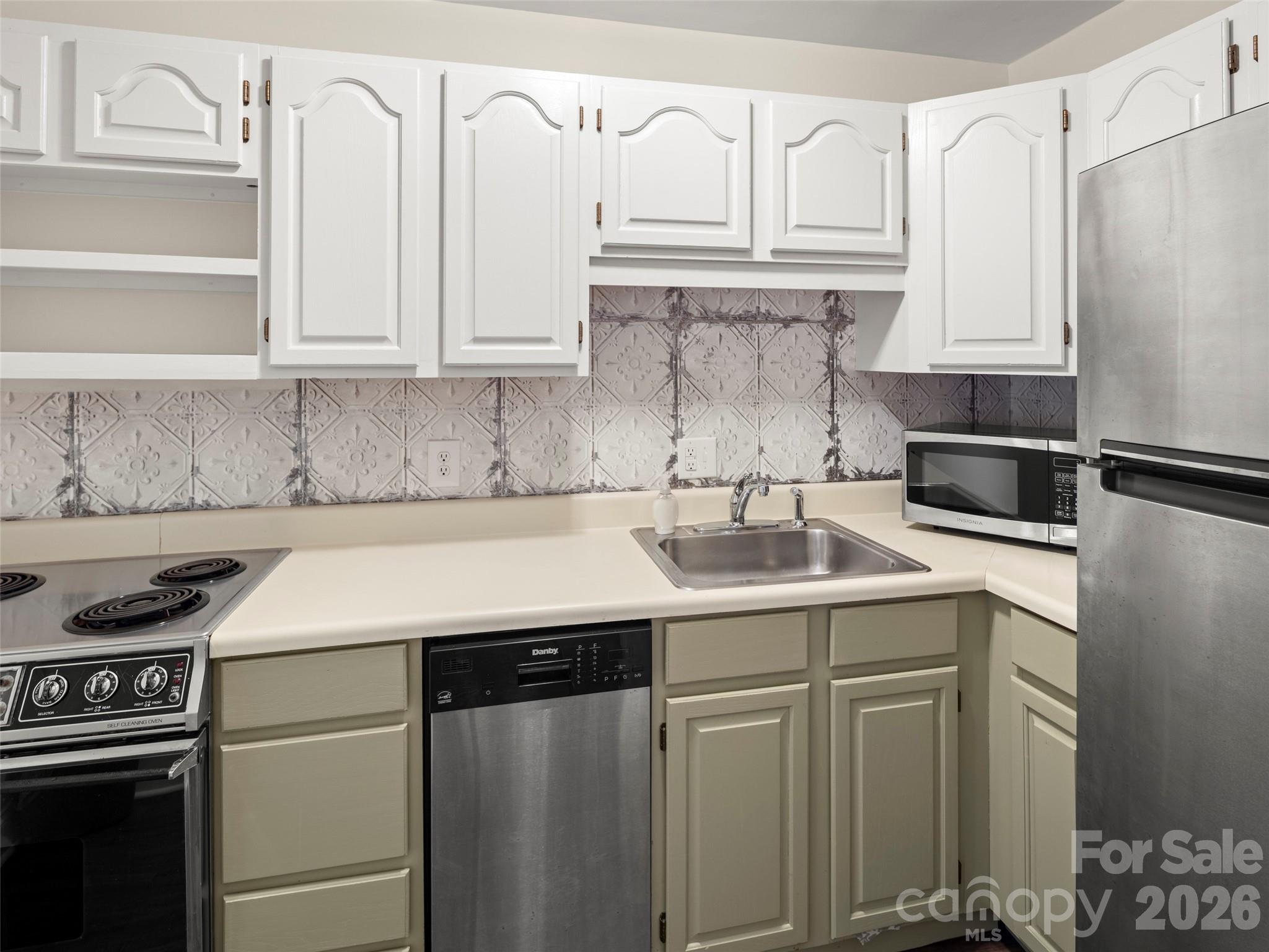 647 Town Mountain Road Asheville NC 28804