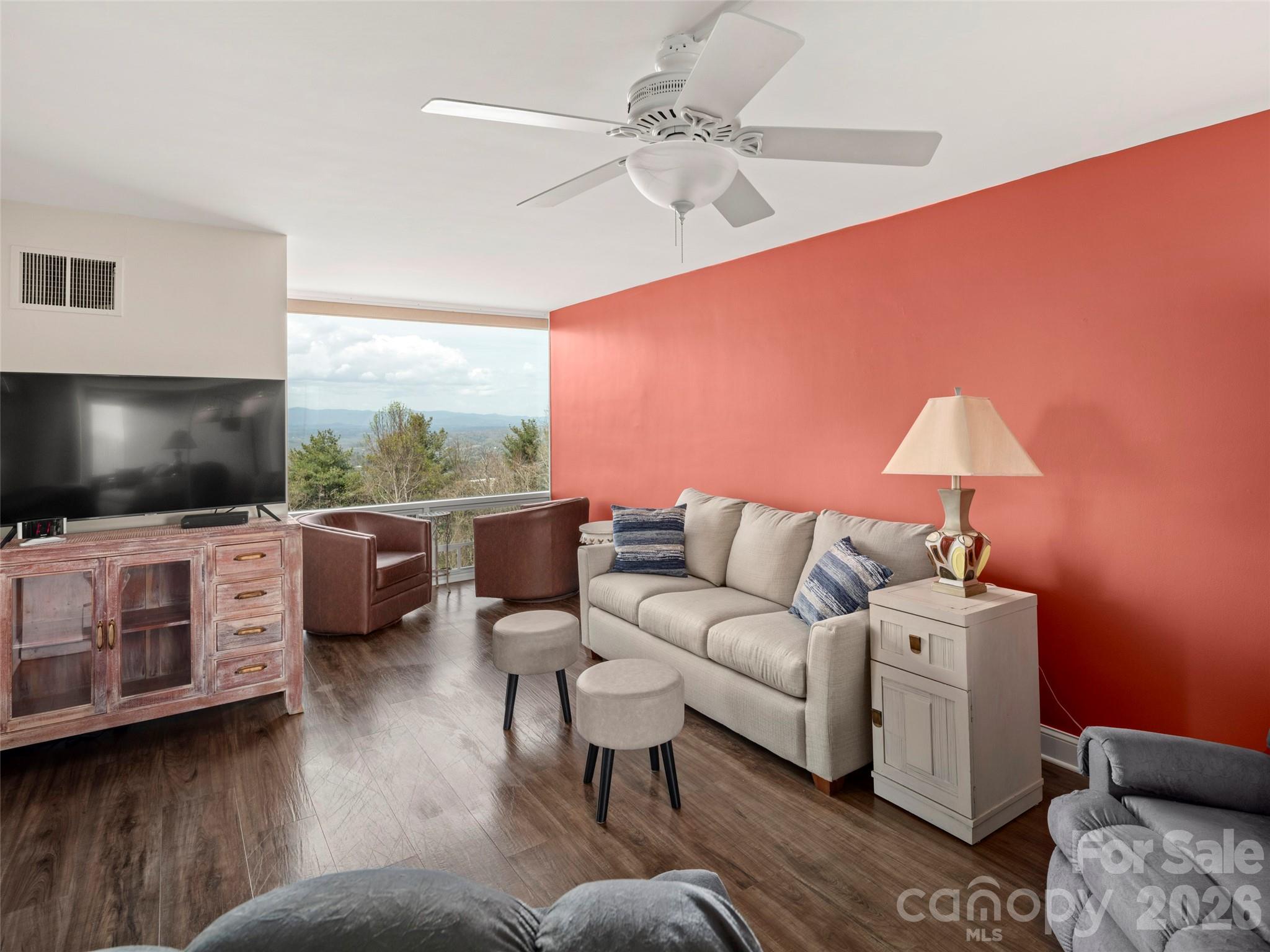 647 Town Mountain Road Asheville NC 28804