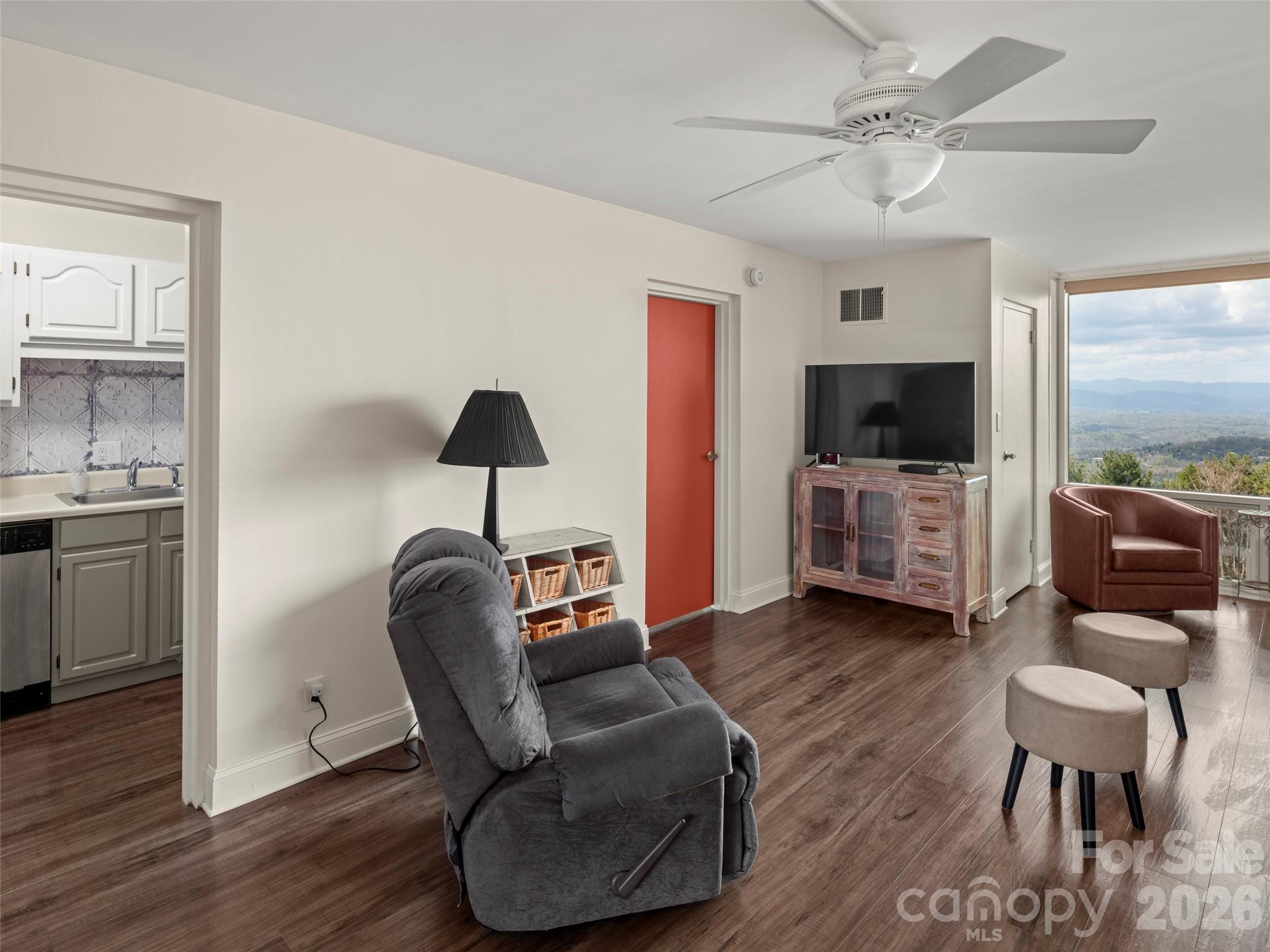 647 Town Mountain Road Asheville NC 28804